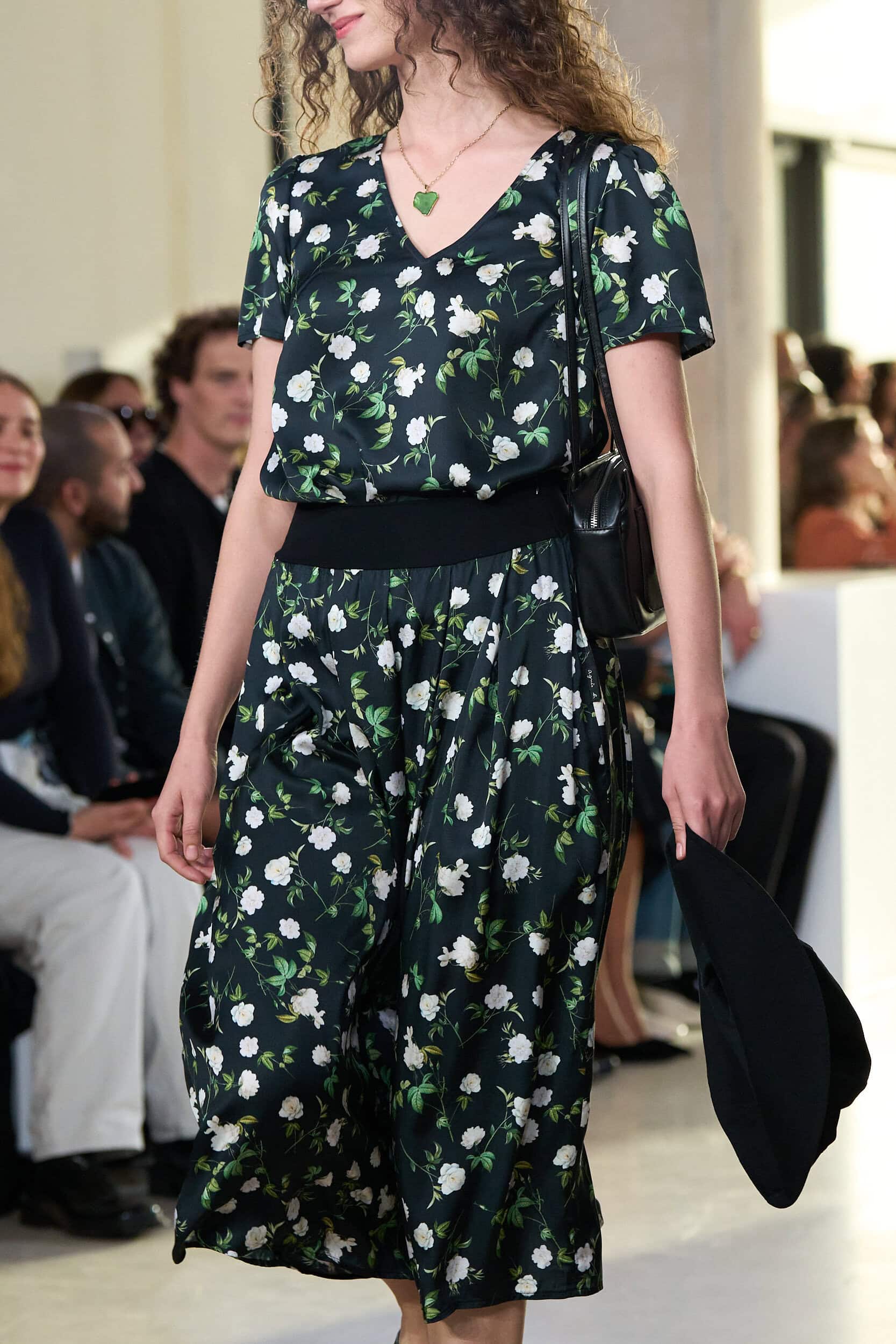Agnes B Spring 2027 Fashion Show Details