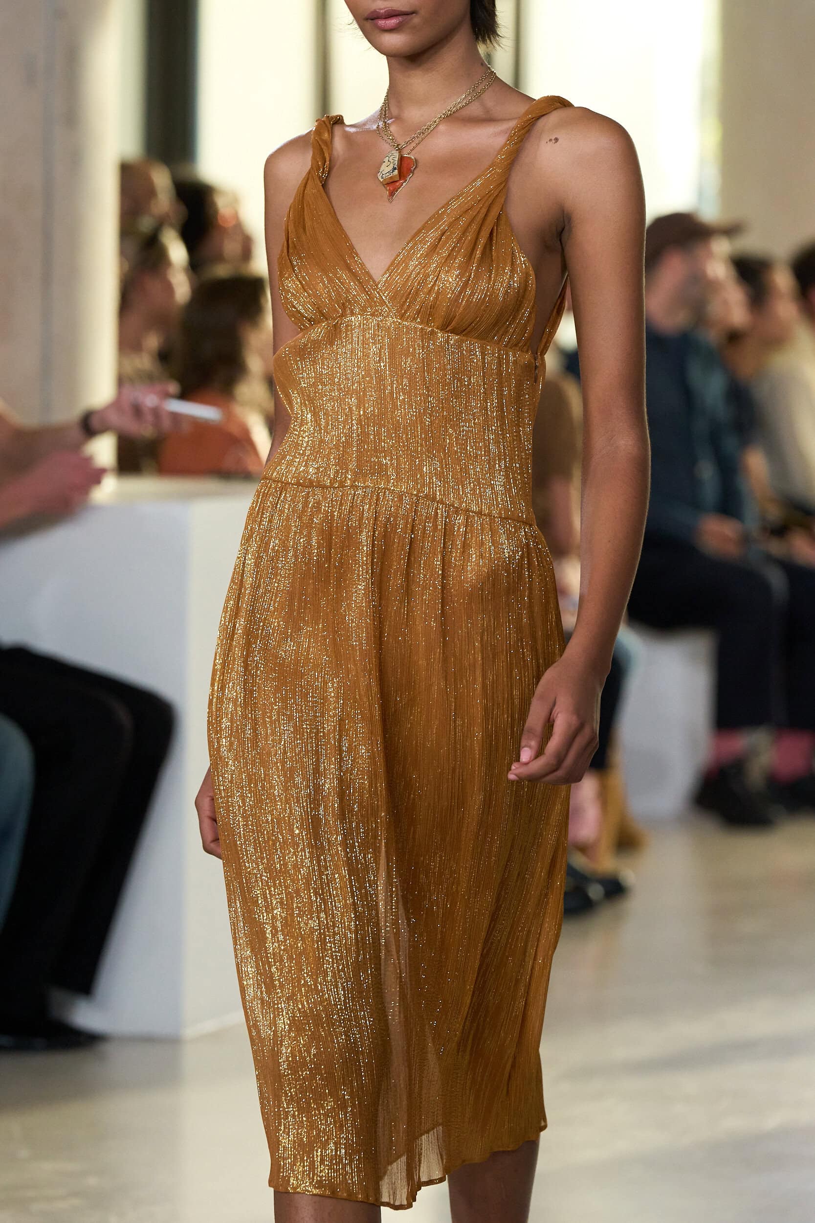 Agnes B Spring 2027 Fashion Show Details