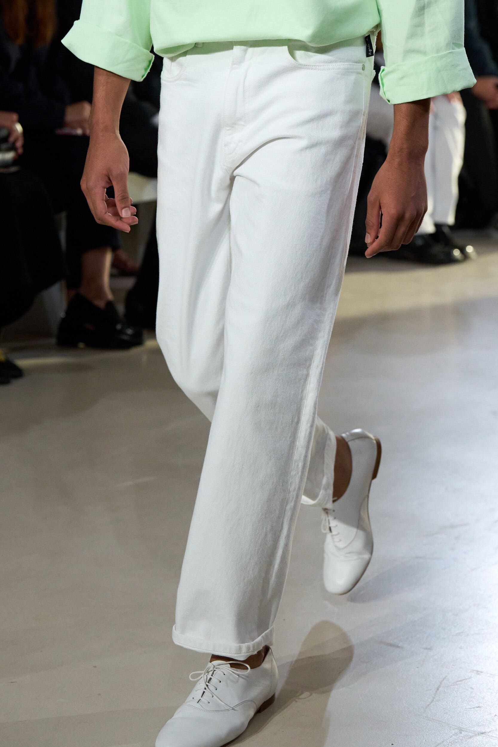 Agnes B Spring 2027 Fashion Show Details