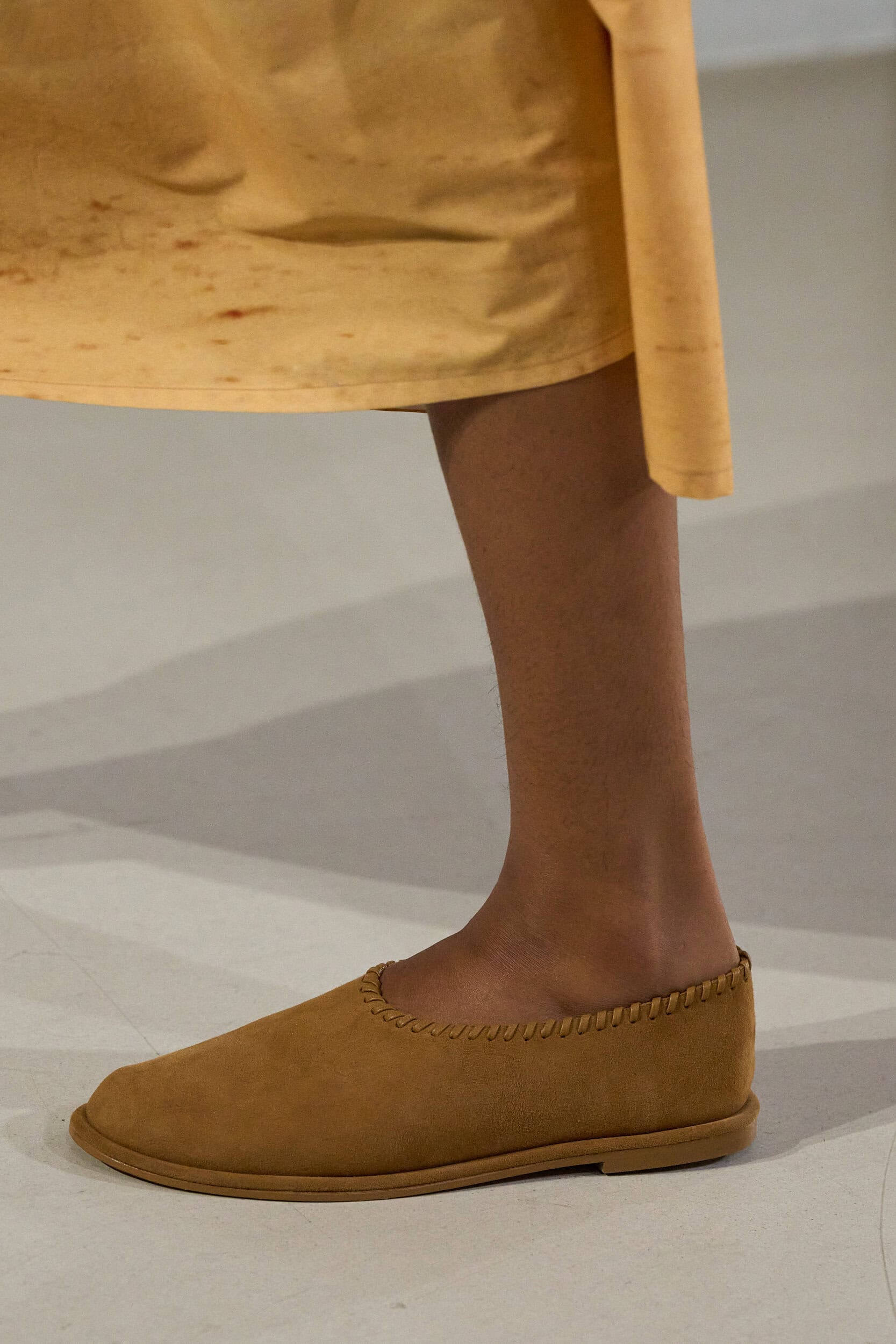 Agnes B Spring 2027 Fashion Show Details
