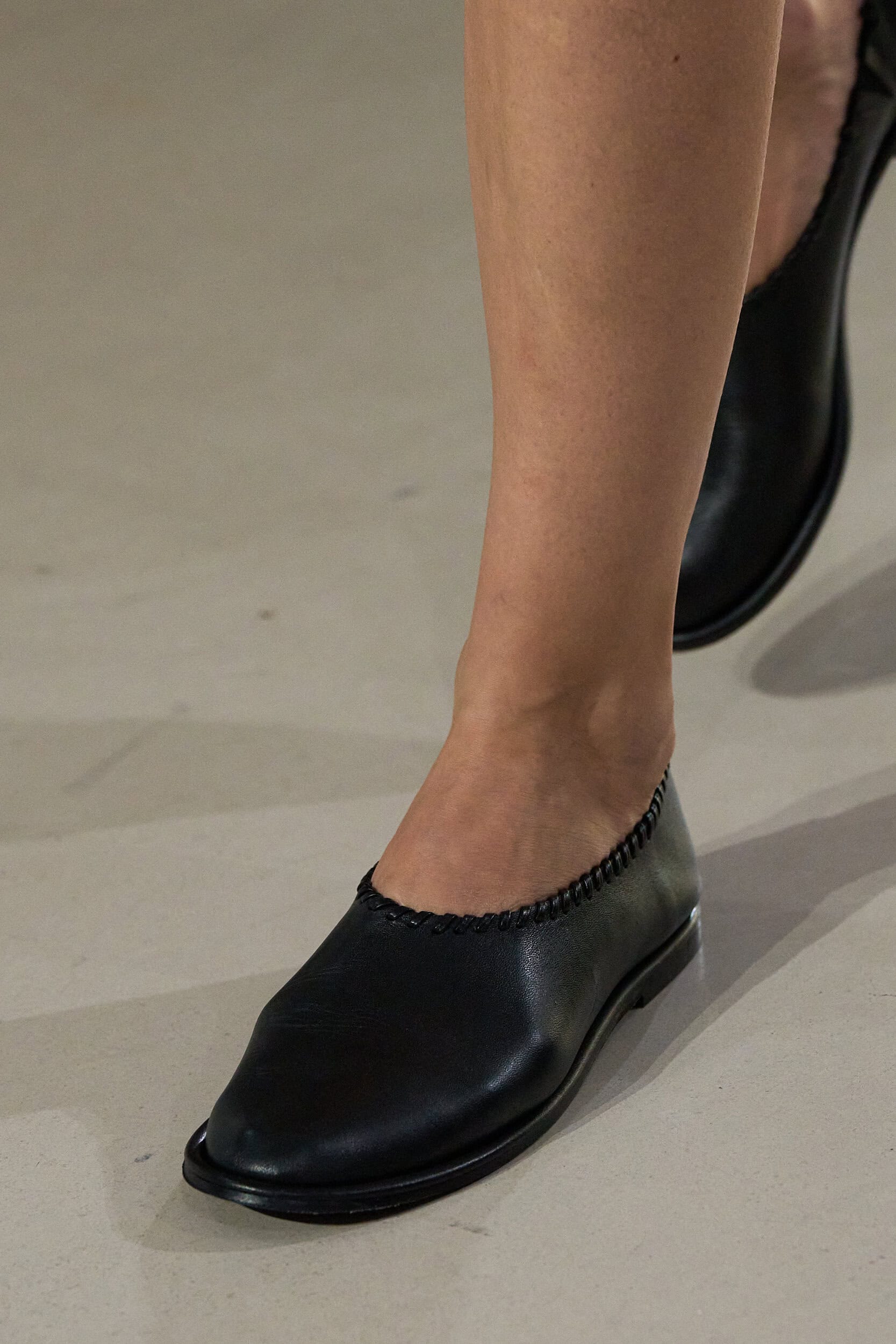 Agnes B Spring 2027 Fashion Show Details