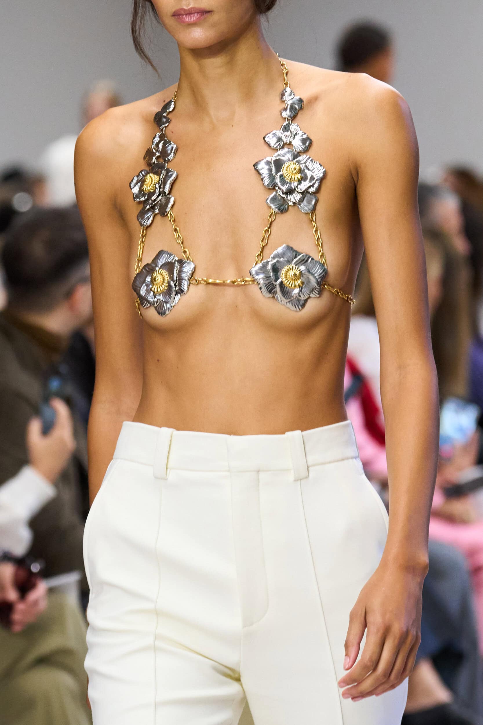 Chloe Spring 2027 Fashion Show Details