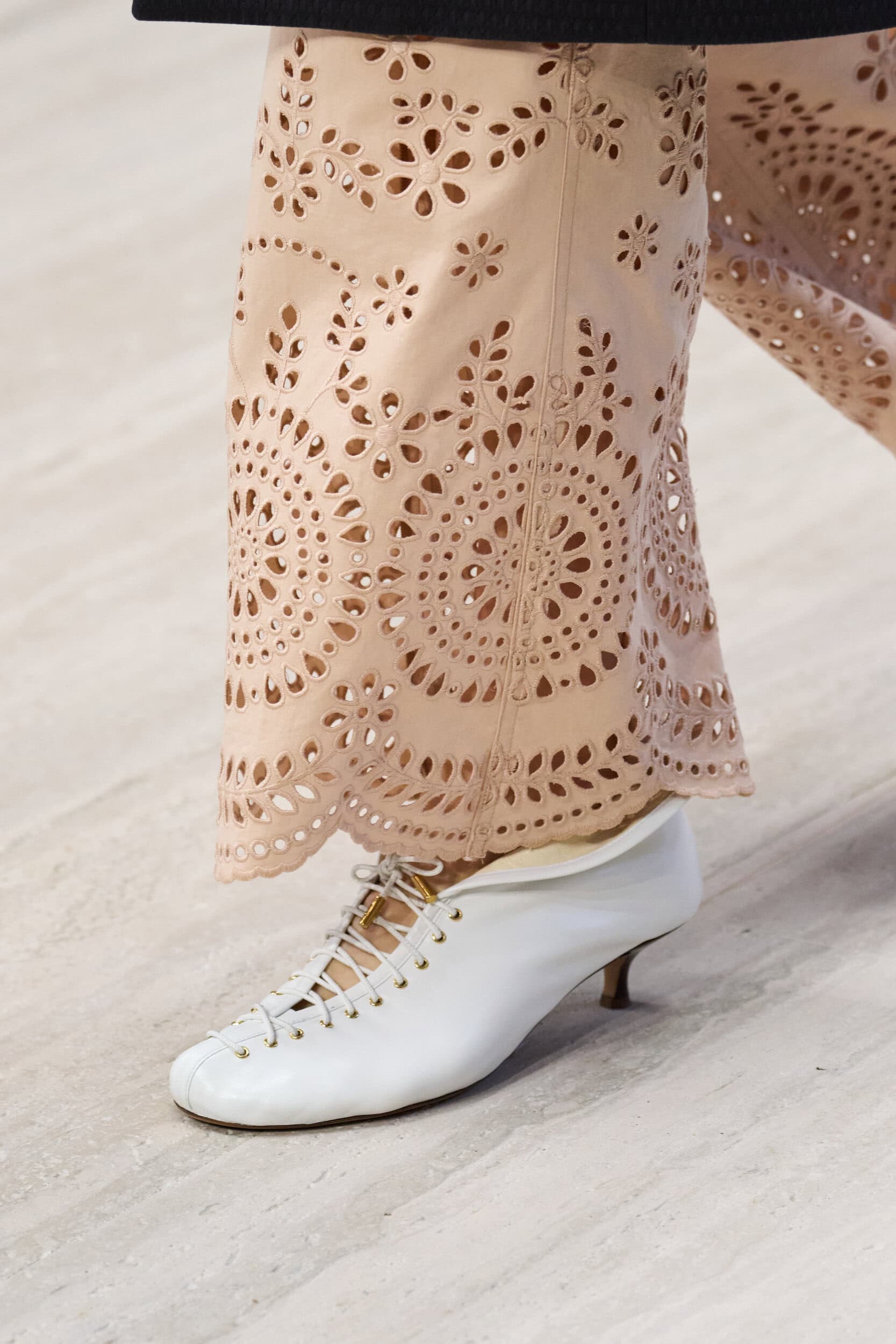 Chloe Spring 2027 Fashion Show Details