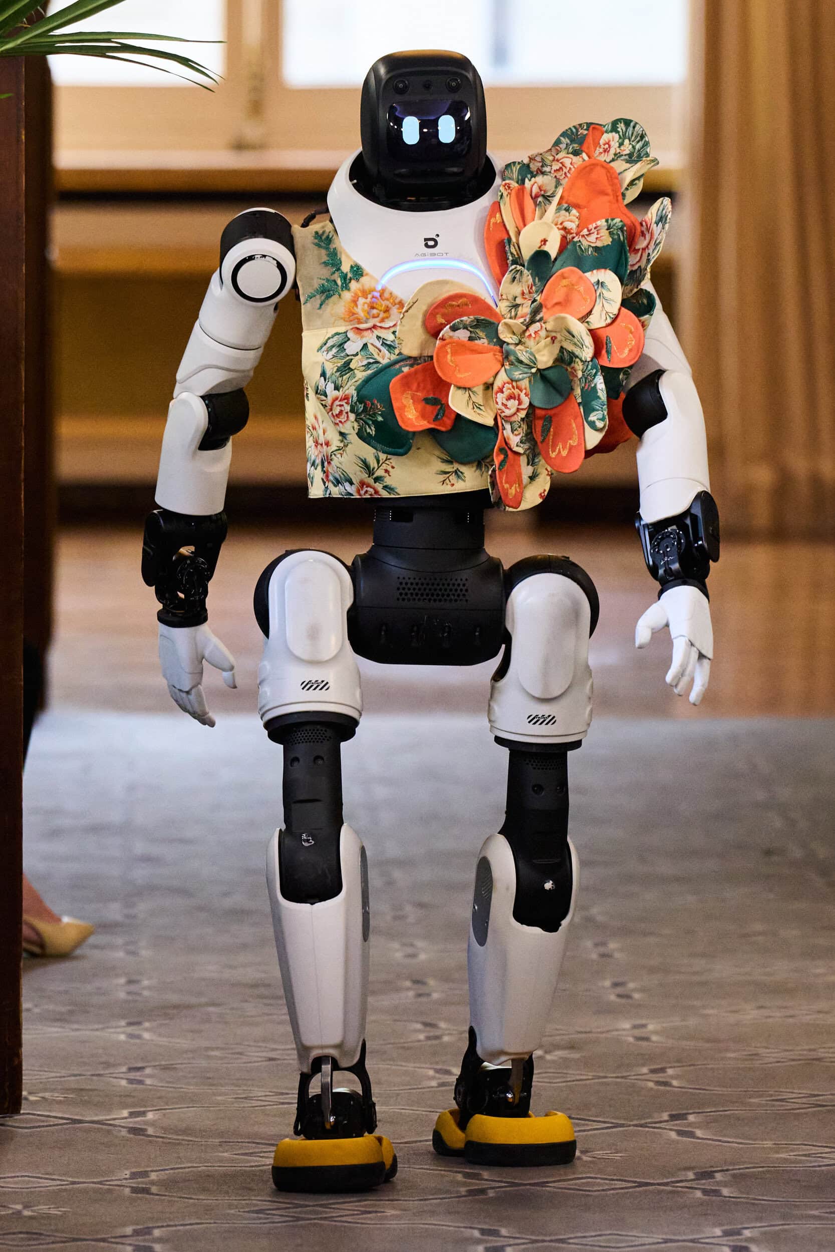 Ren Chunmei Spring 2027 Fashion Show