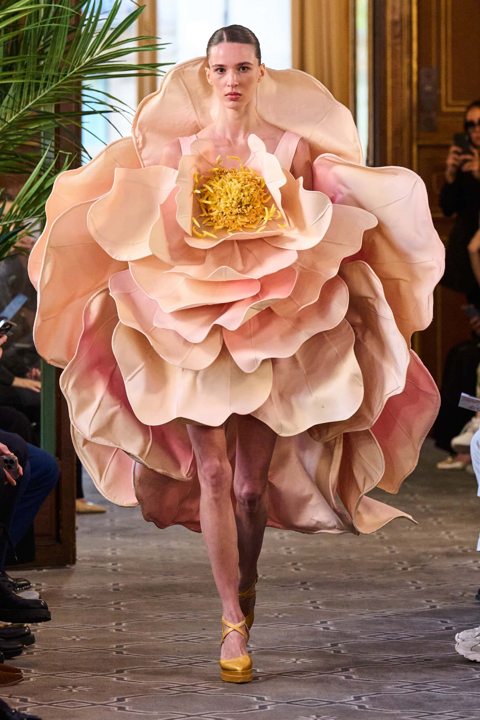Ren Chunmei Spring 2027 Fashion Show