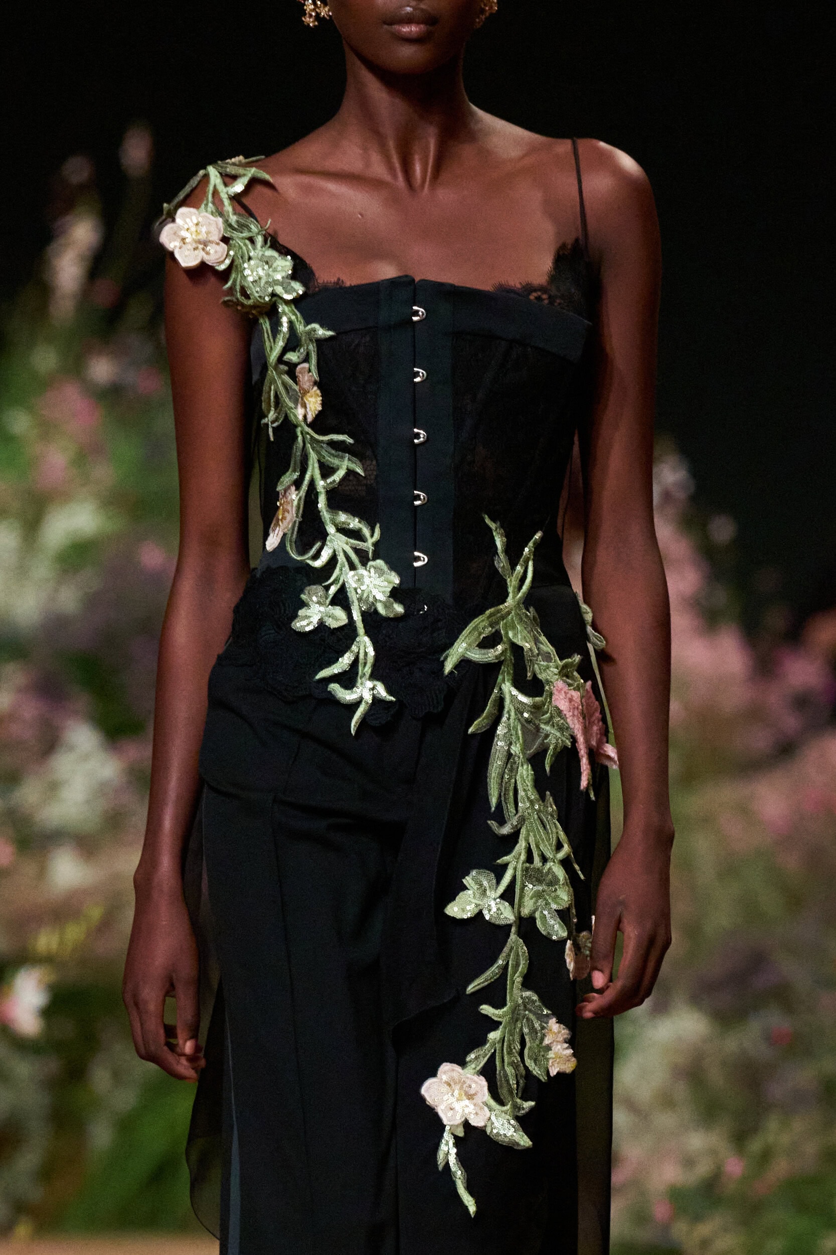 Elie Saab Spring 2027 Fashion Show Details