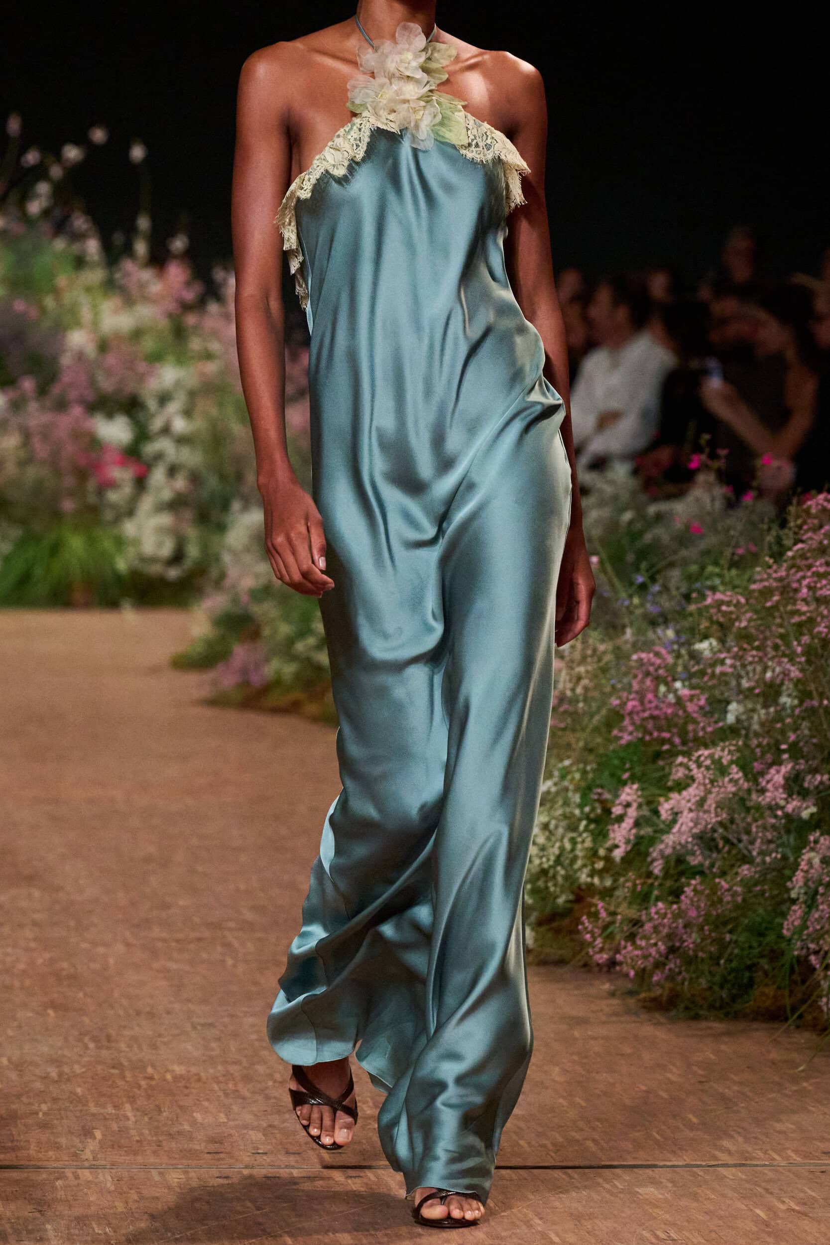 Elie Saab Spring 2027 Fashion Show Details