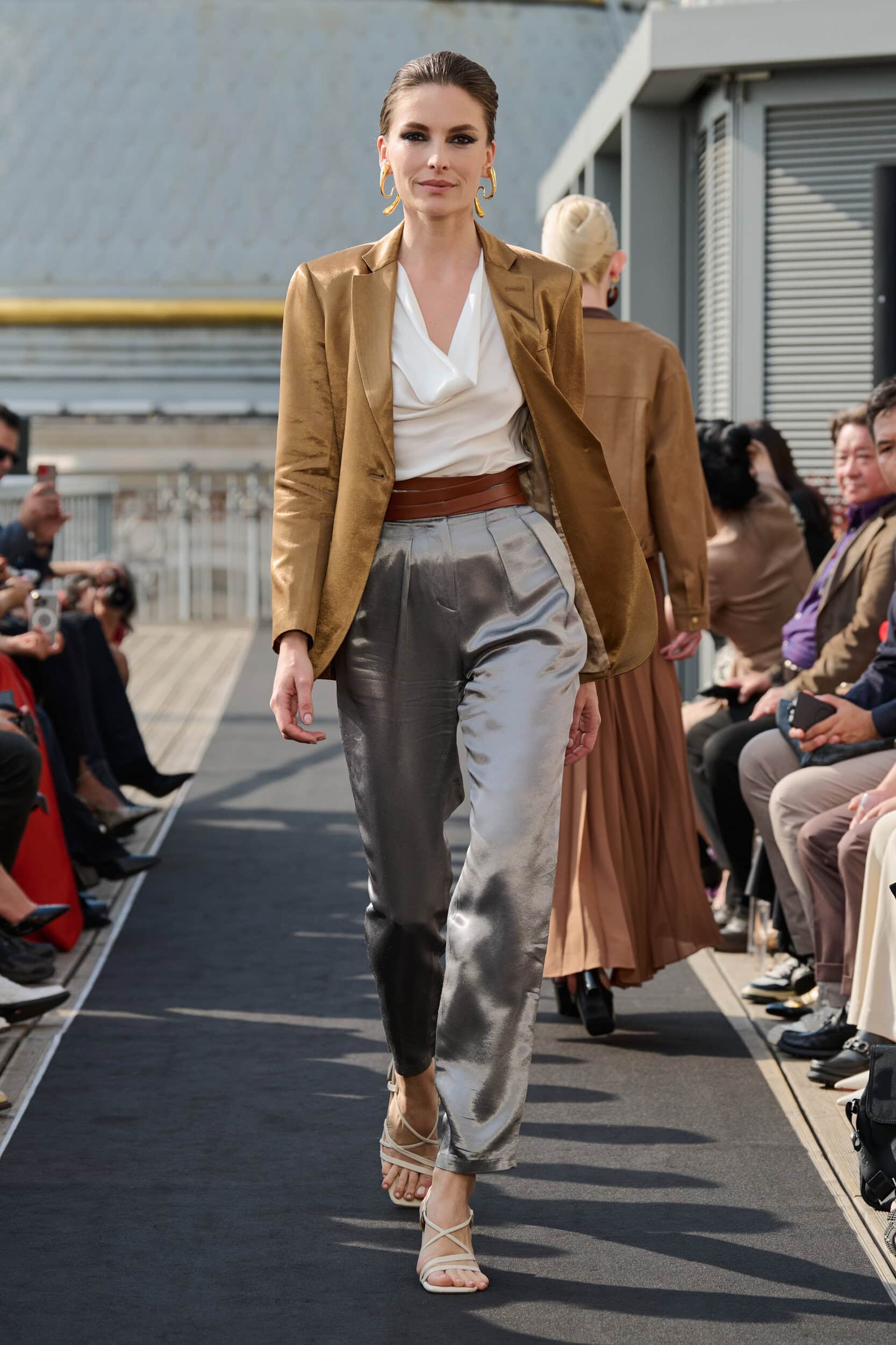 He Chang 1896 Spring 2027 Fashion Show