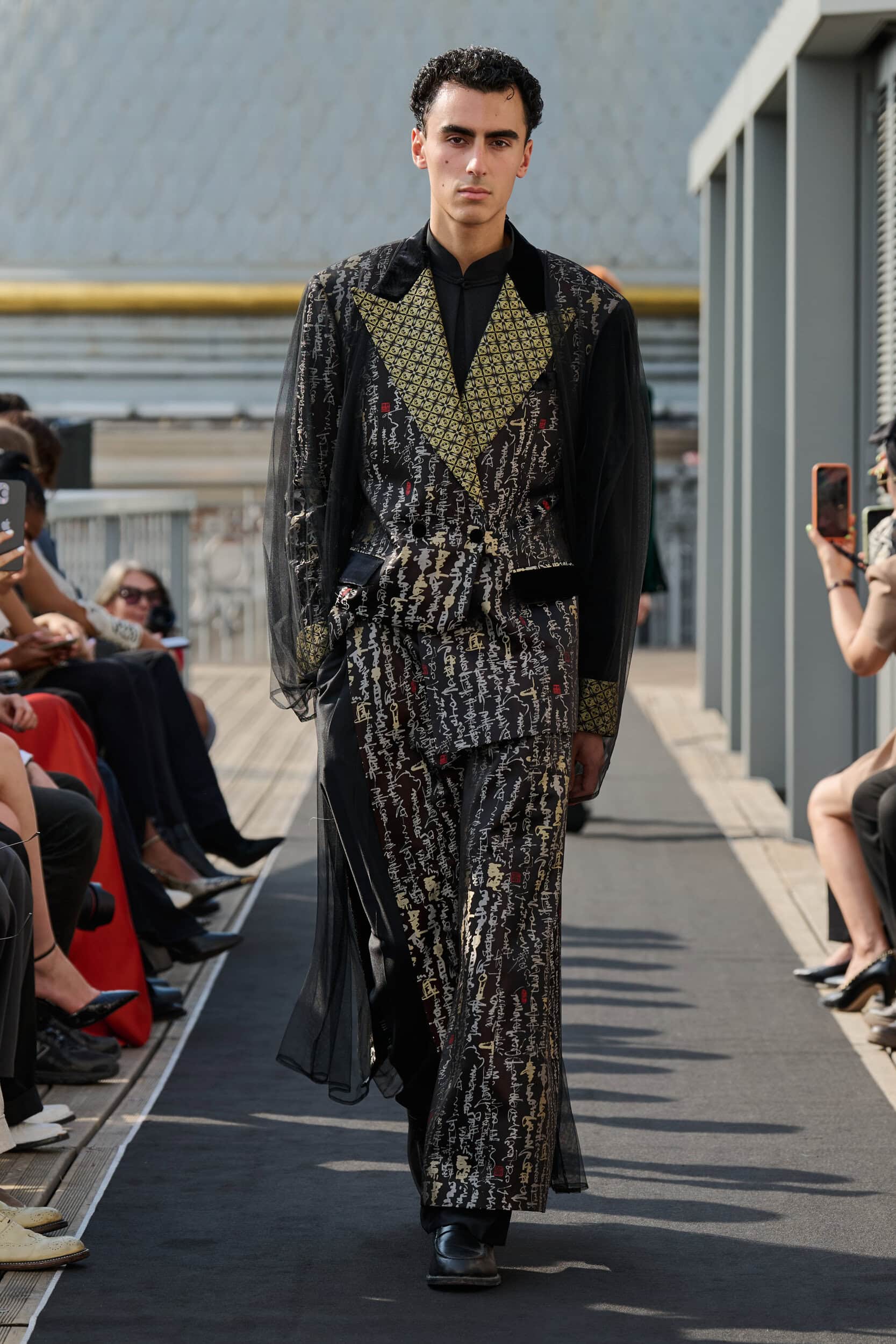 He Chang 1896 Spring 2027 Fashion Show