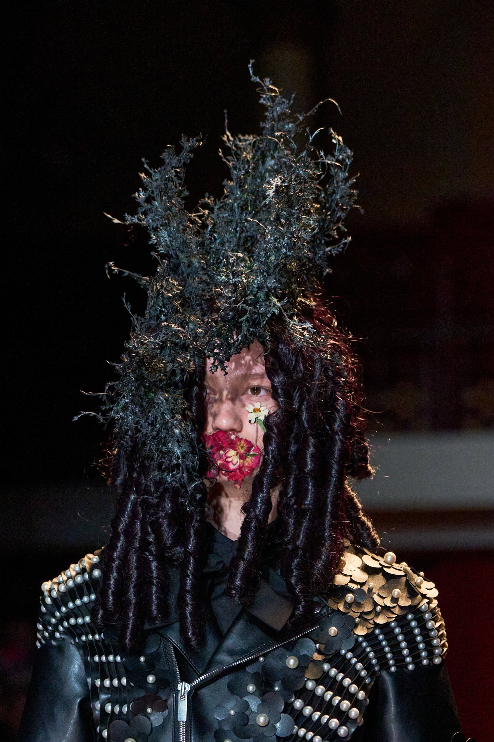 Noir Kei Ninomiya Spring 2027 Fashion Show Details