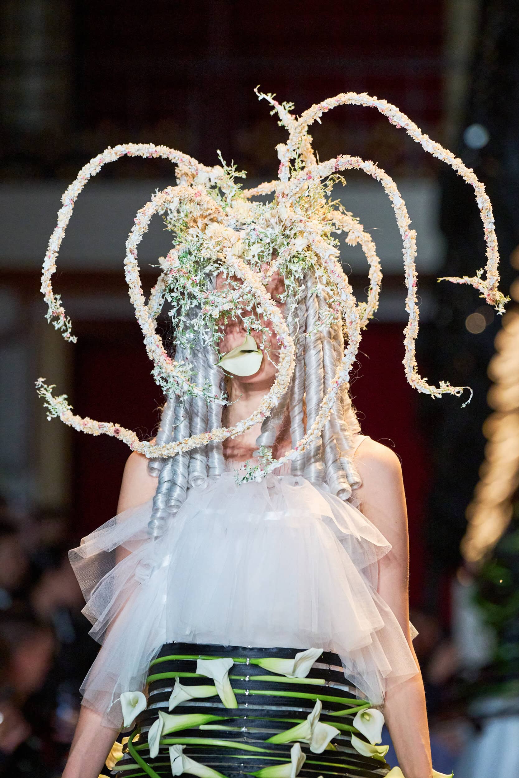Noir Kei Ninomiya Spring 2027 Fashion Show Details