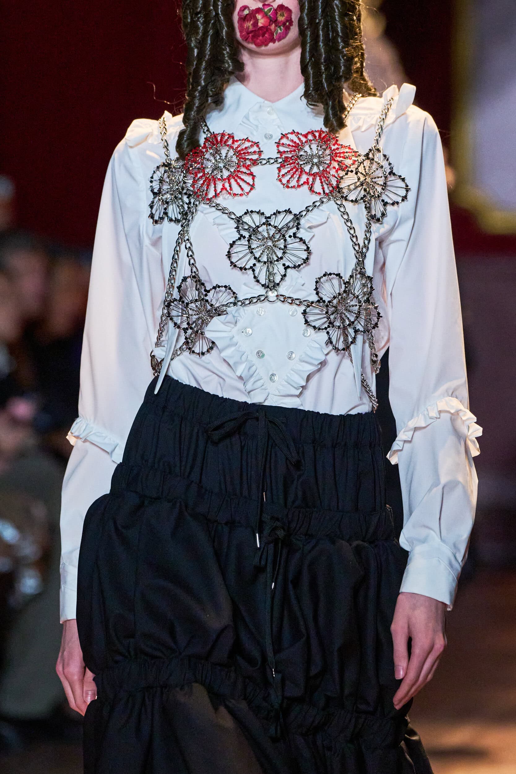 Noir Kei Ninomiya Spring 2027 Fashion Show Details