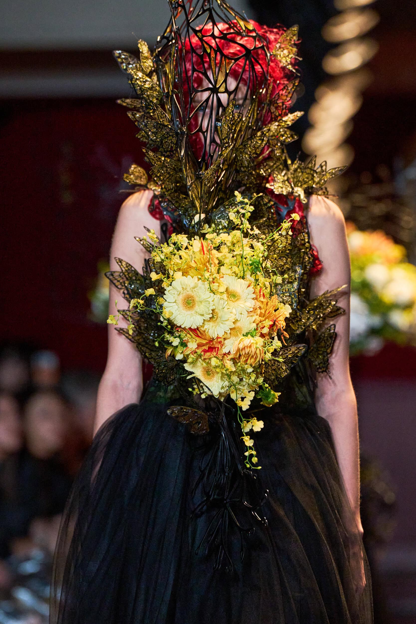 Noir Kei Ninomiya Spring 2027 Fashion Show Details