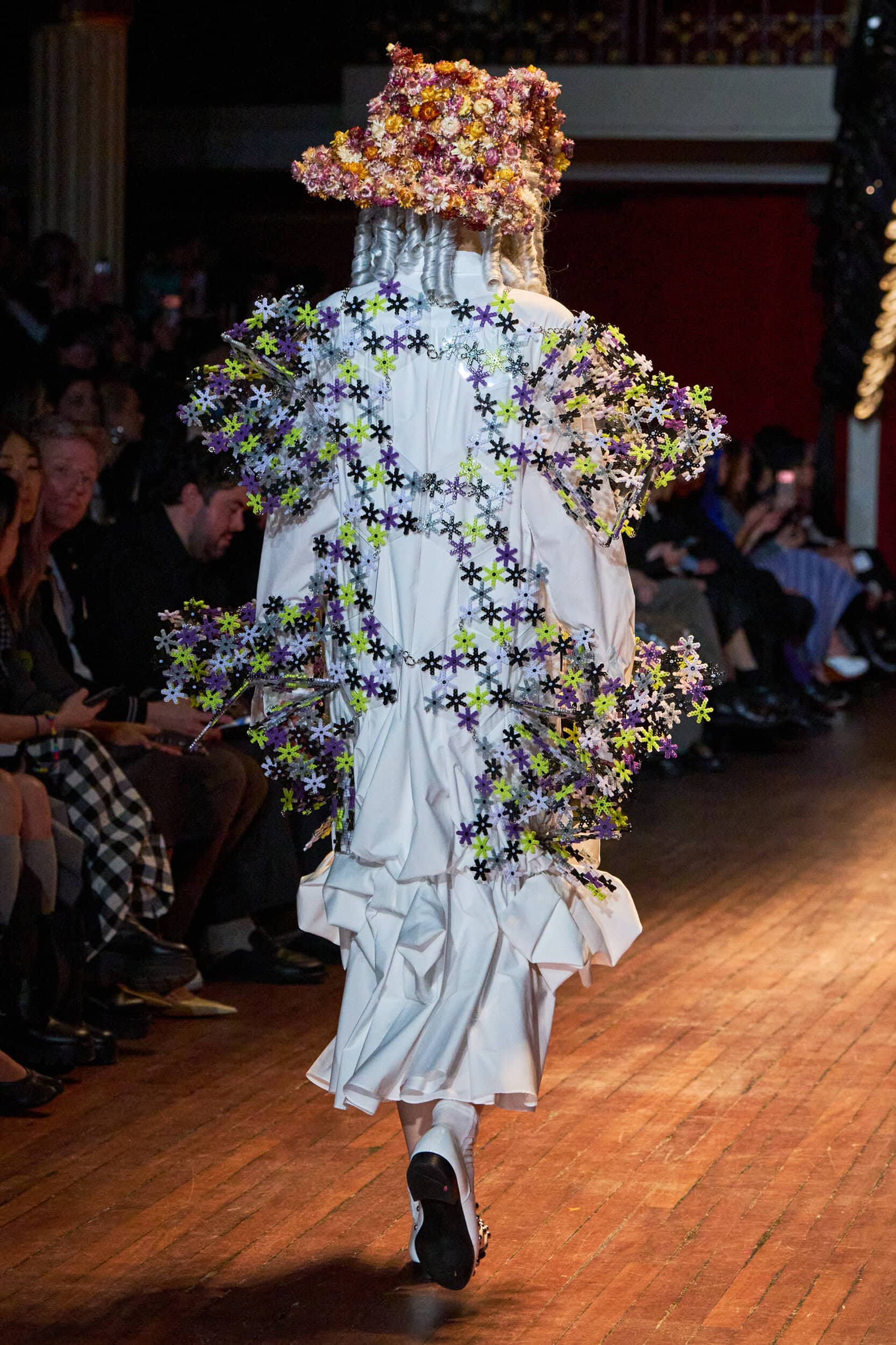 Noir Kei Ninomiya Spring 2027 Fashion Show Details