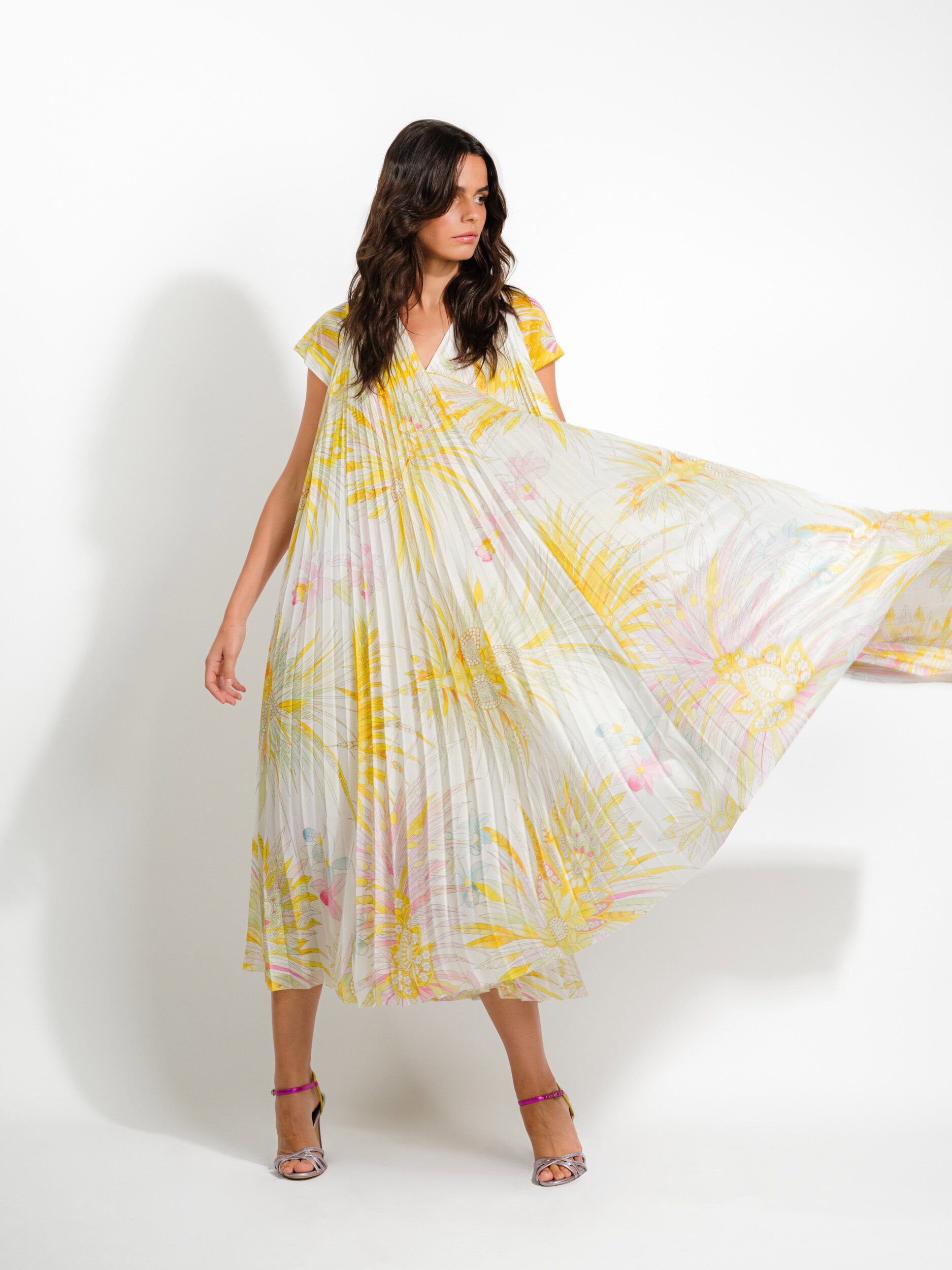 Leonard Paris Spring 2027 Fashion Show