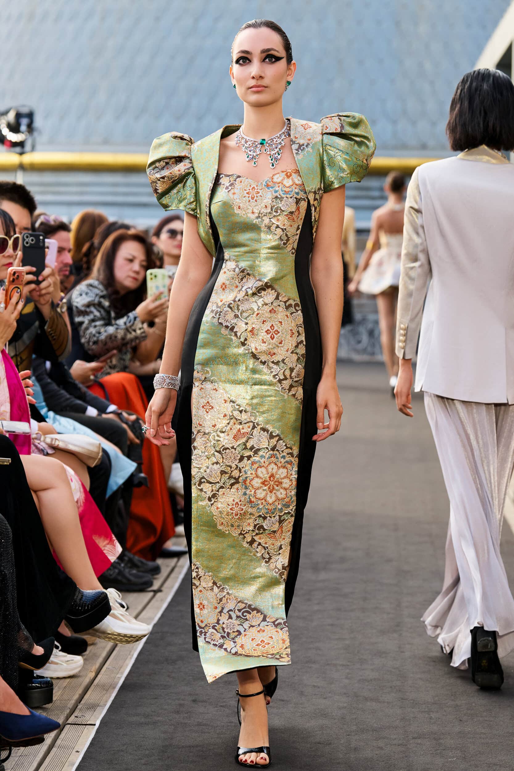 Mengzuoni Spring 2027 Fashion Show
