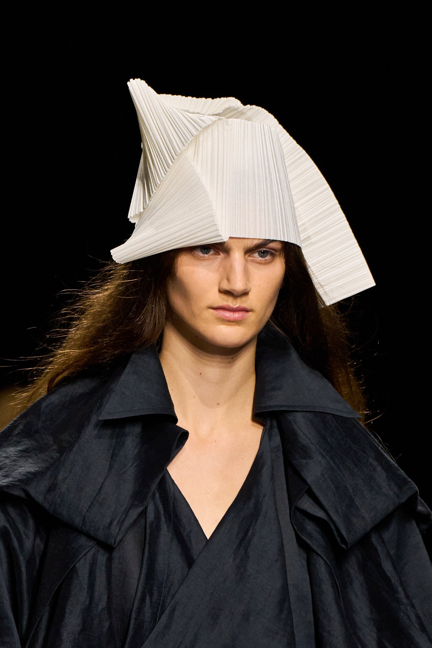Issey Miyake Spring 2027 Fashion Show Details