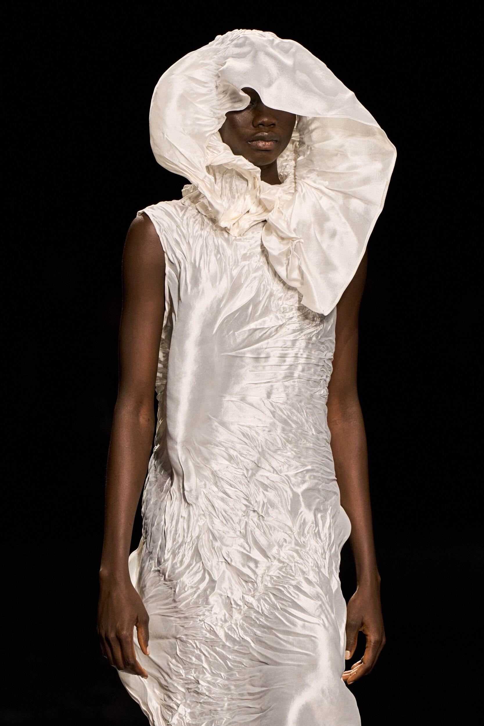Issey Miyake Spring 2027 Fashion Show Details