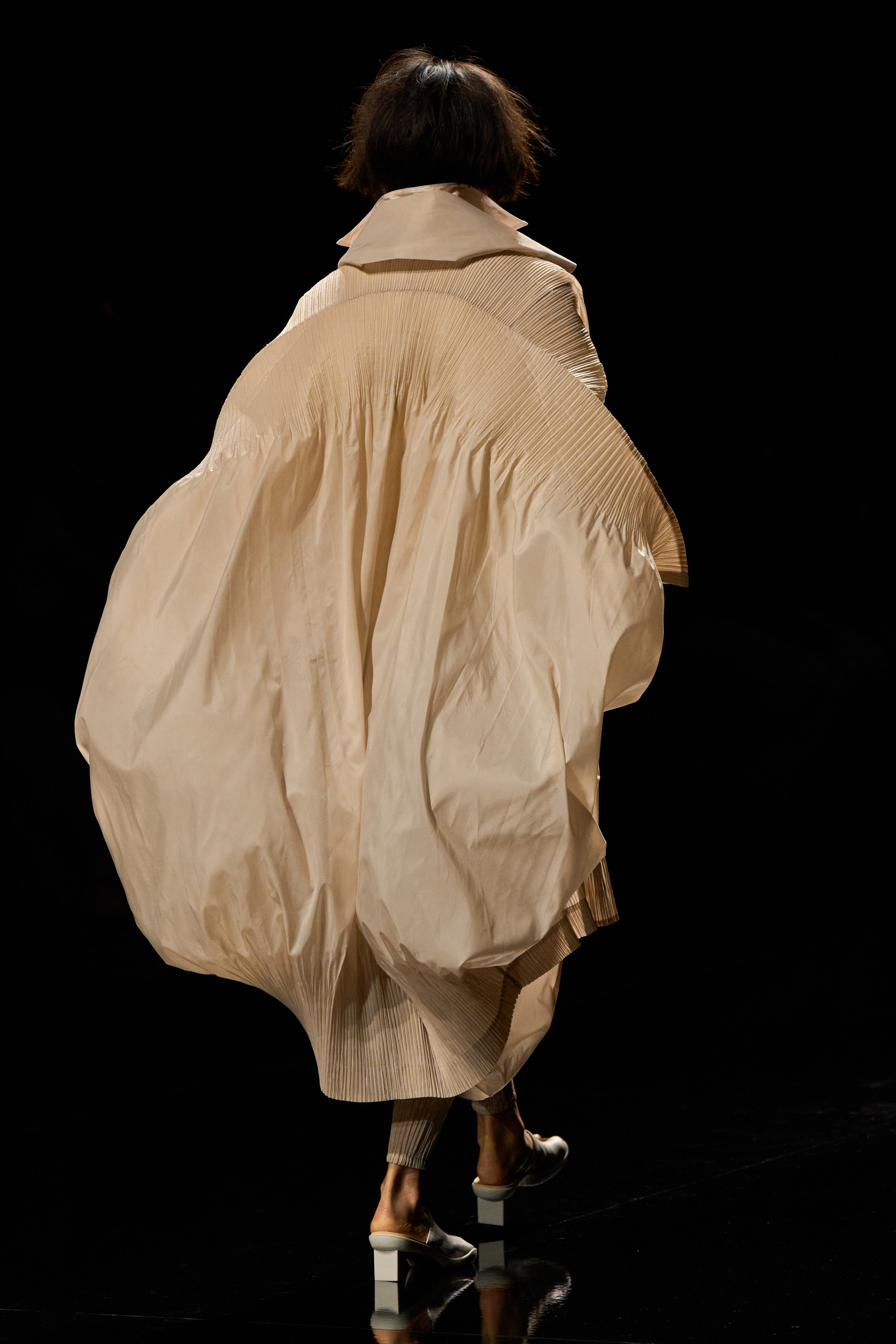 Issey Miyake Spring 2027 Fashion Show Details