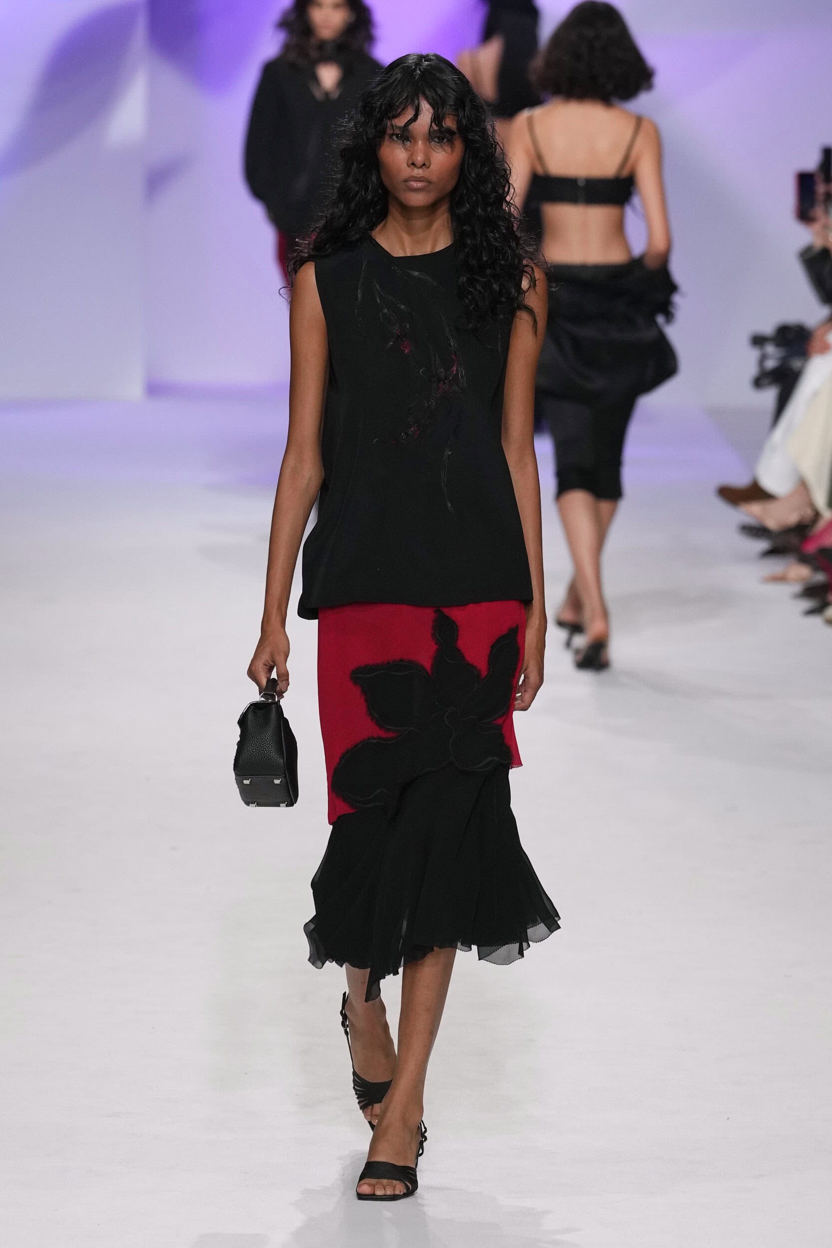 Shiatzy Chen Spring 2027 Fashion Show