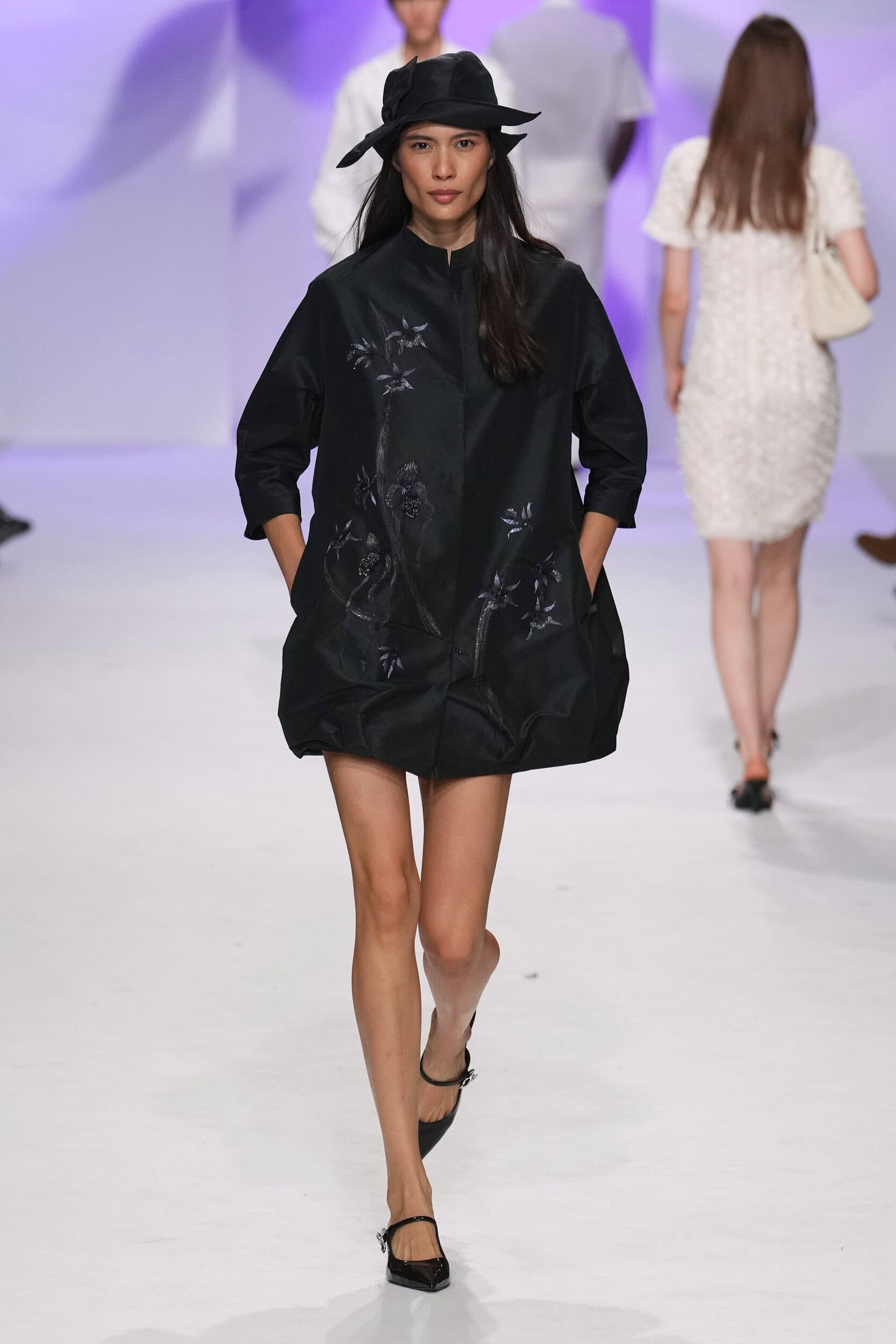 Shiatzy Chen Spring 2027 Fashion Show