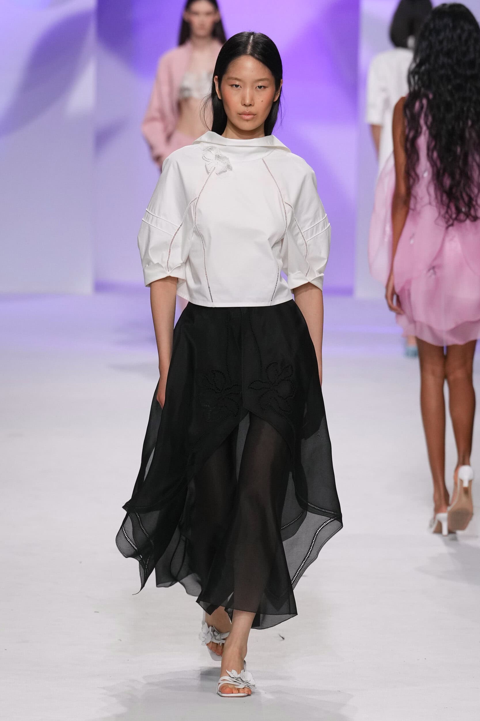 Shiatzy Chen Spring 2027 Fashion Show