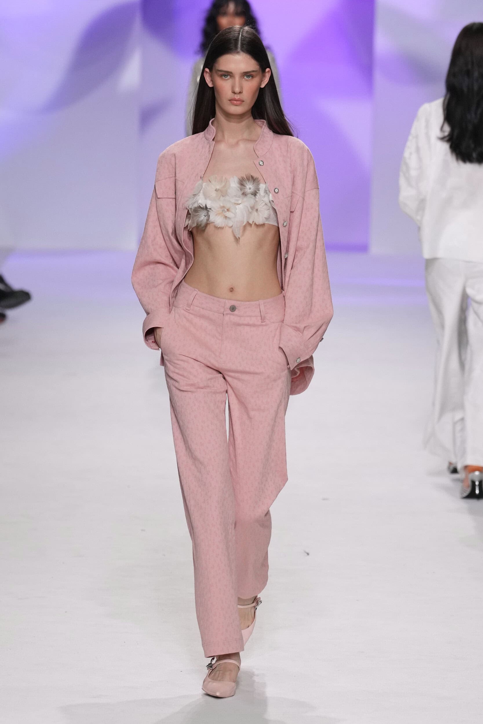 Shiatzy Chen Spring 2027 Fashion Show