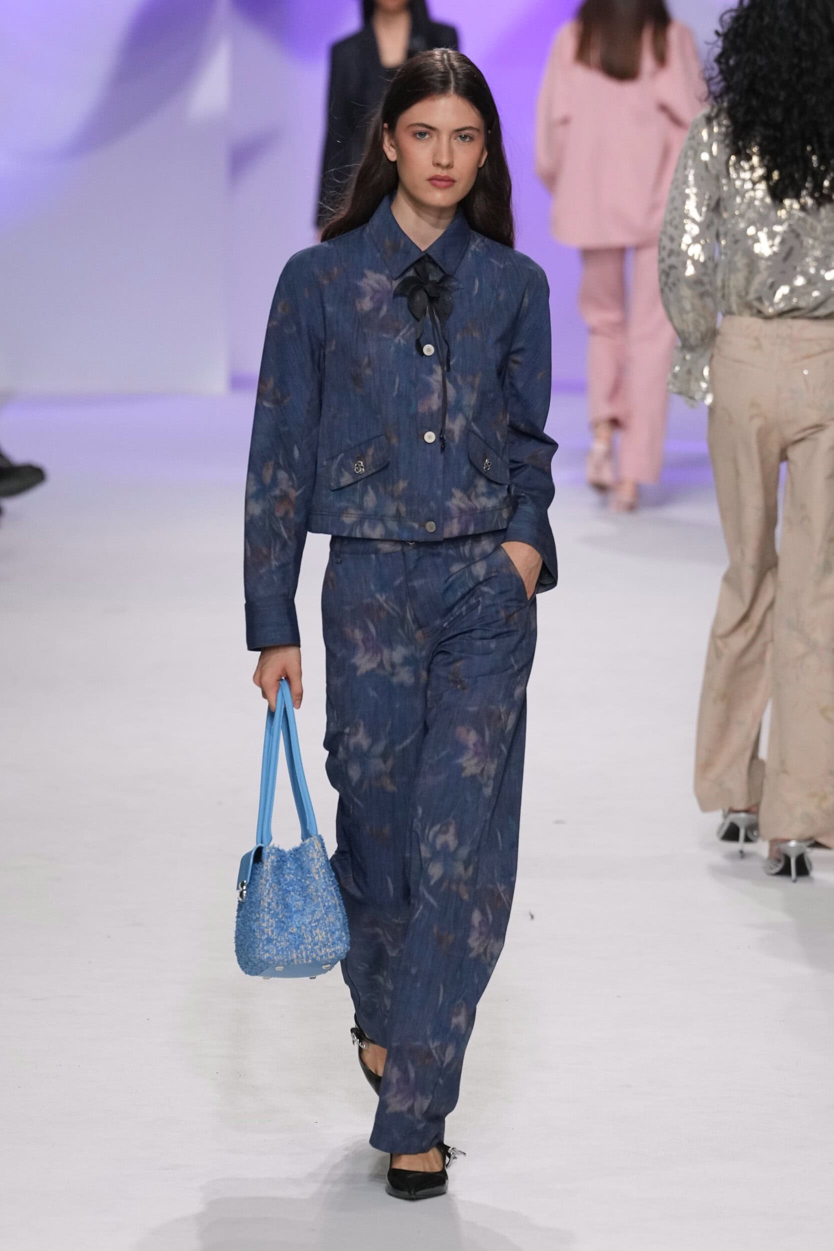 Shiatzy Chen Spring 2027 Fashion Show