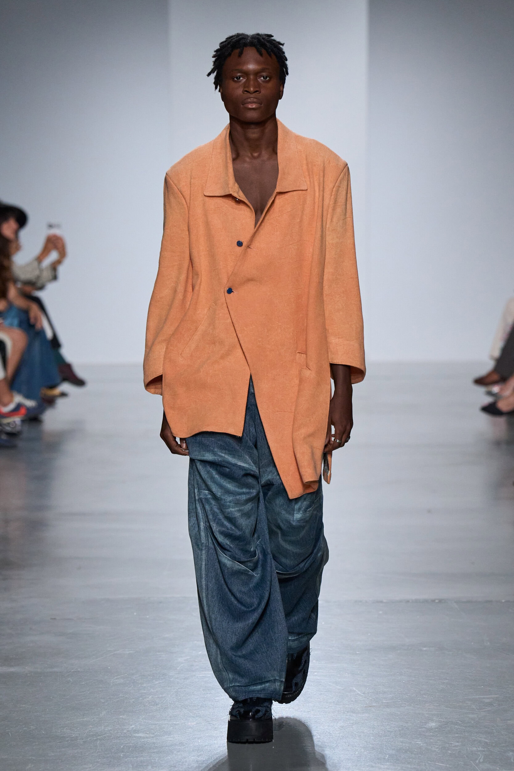 Puente Internacional By The Bogota Chamber Of Commerce Spring 2027 Fashion Show