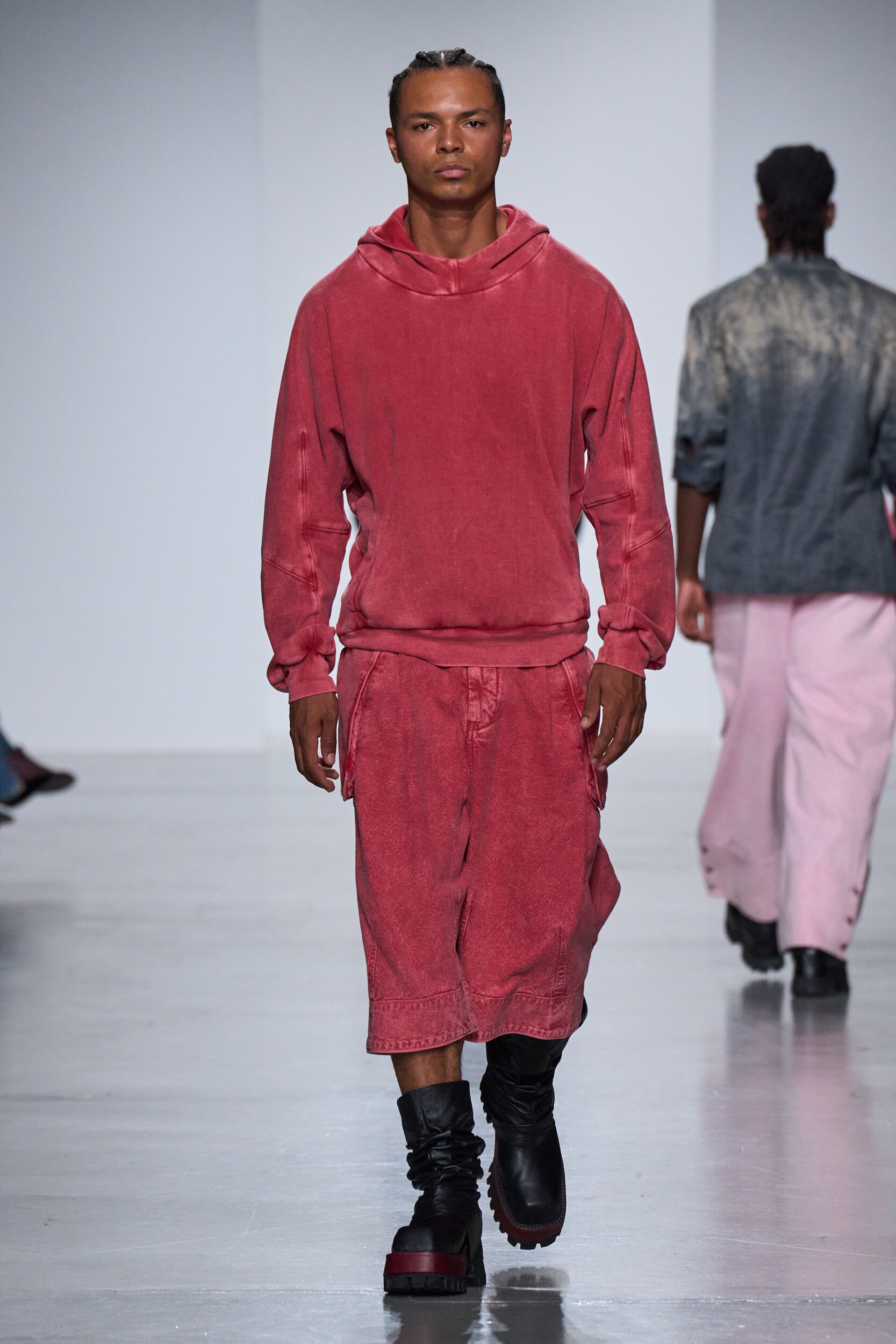 Puente Internacional By The Bogota Chamber Of Commerce Spring 2027 Fashion Show