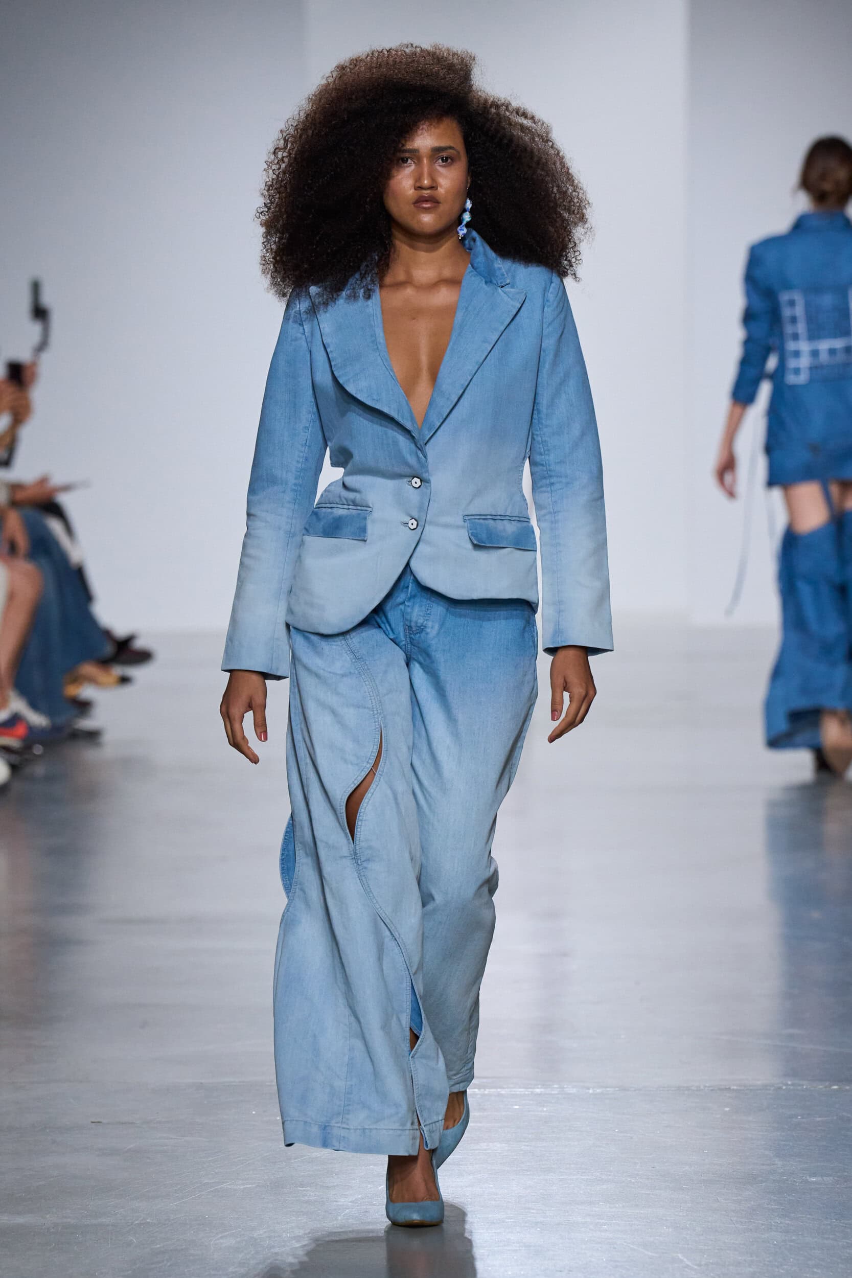 Puente Internacional By The Bogota Chamber Of Commerce Spring 2027 Fashion Show
