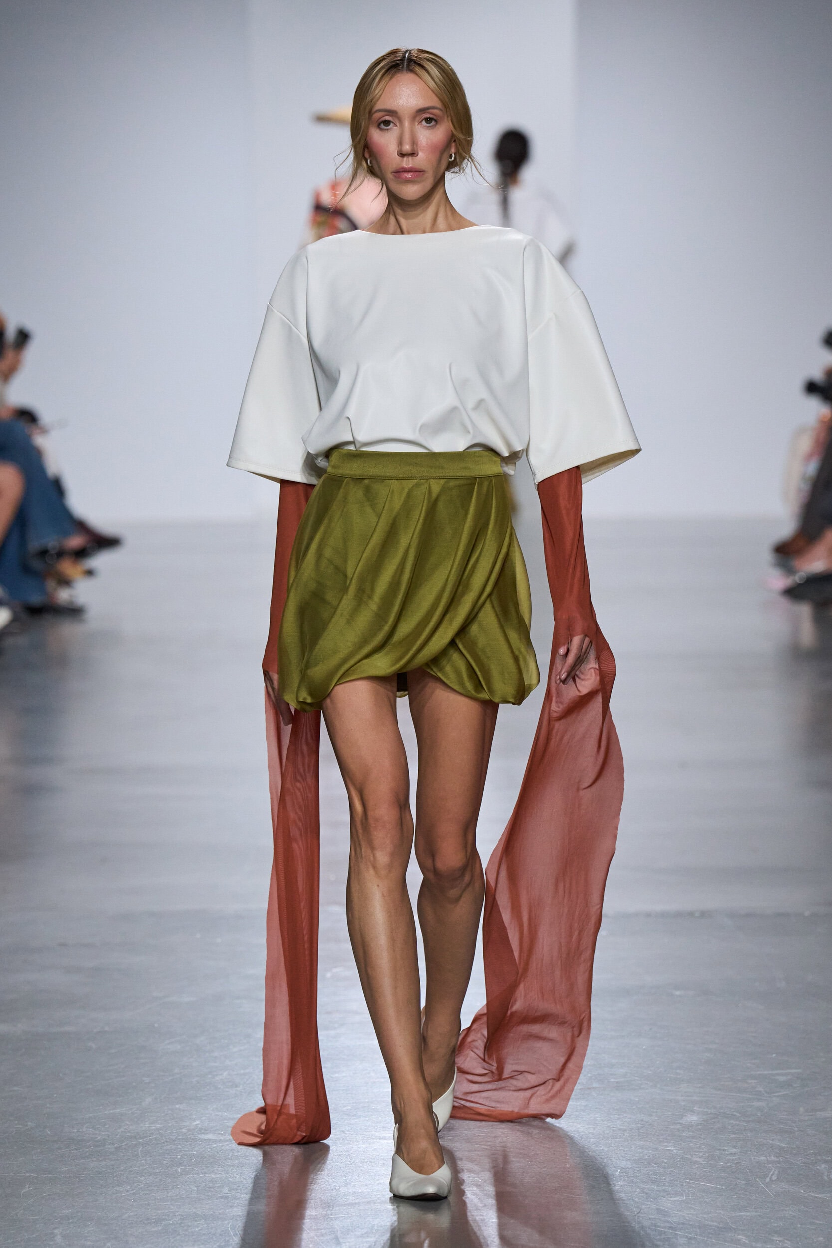Puente Internacional By The Bogota Chamber Of Commerce Spring 2027 Fashion Show