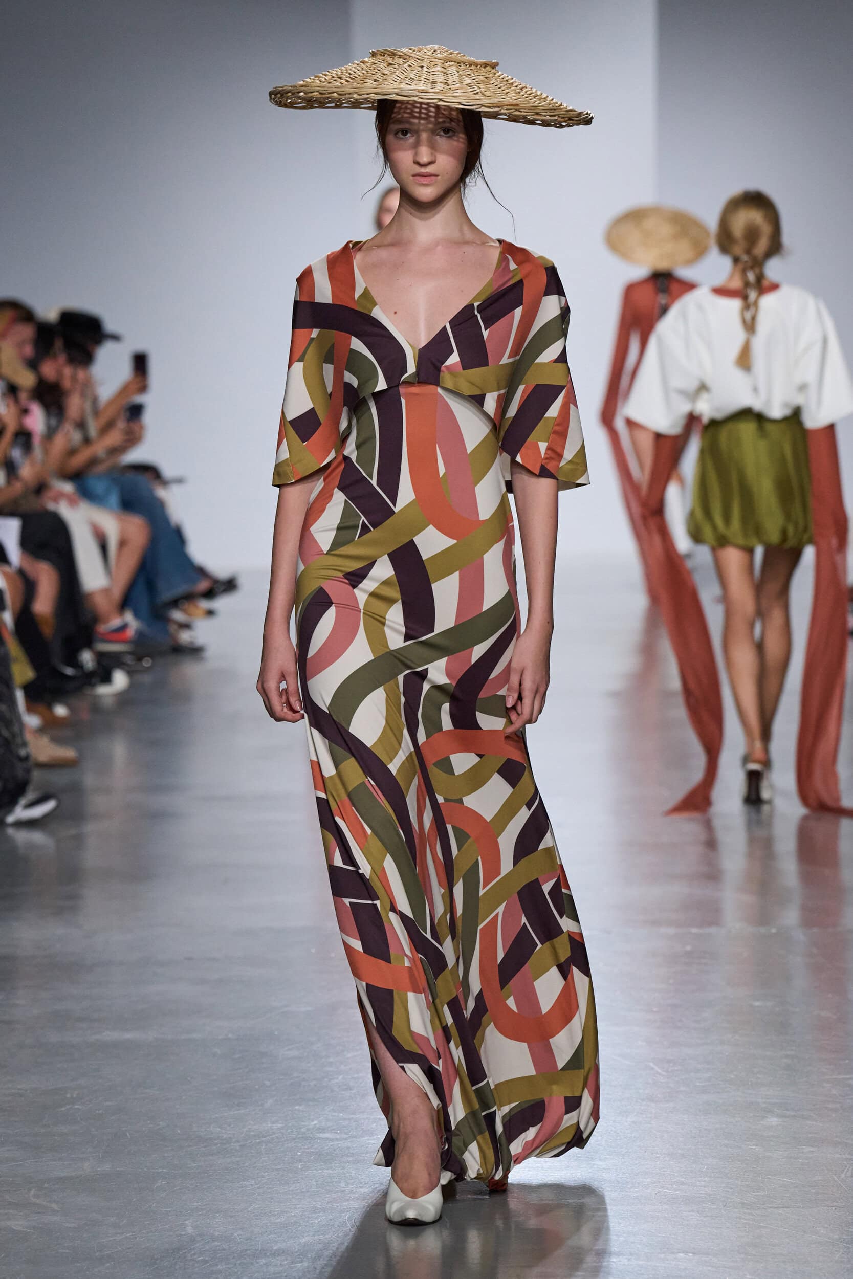 Puente Internacional By The Bogota Chamber Of Commerce Spring 2027 Fashion Show