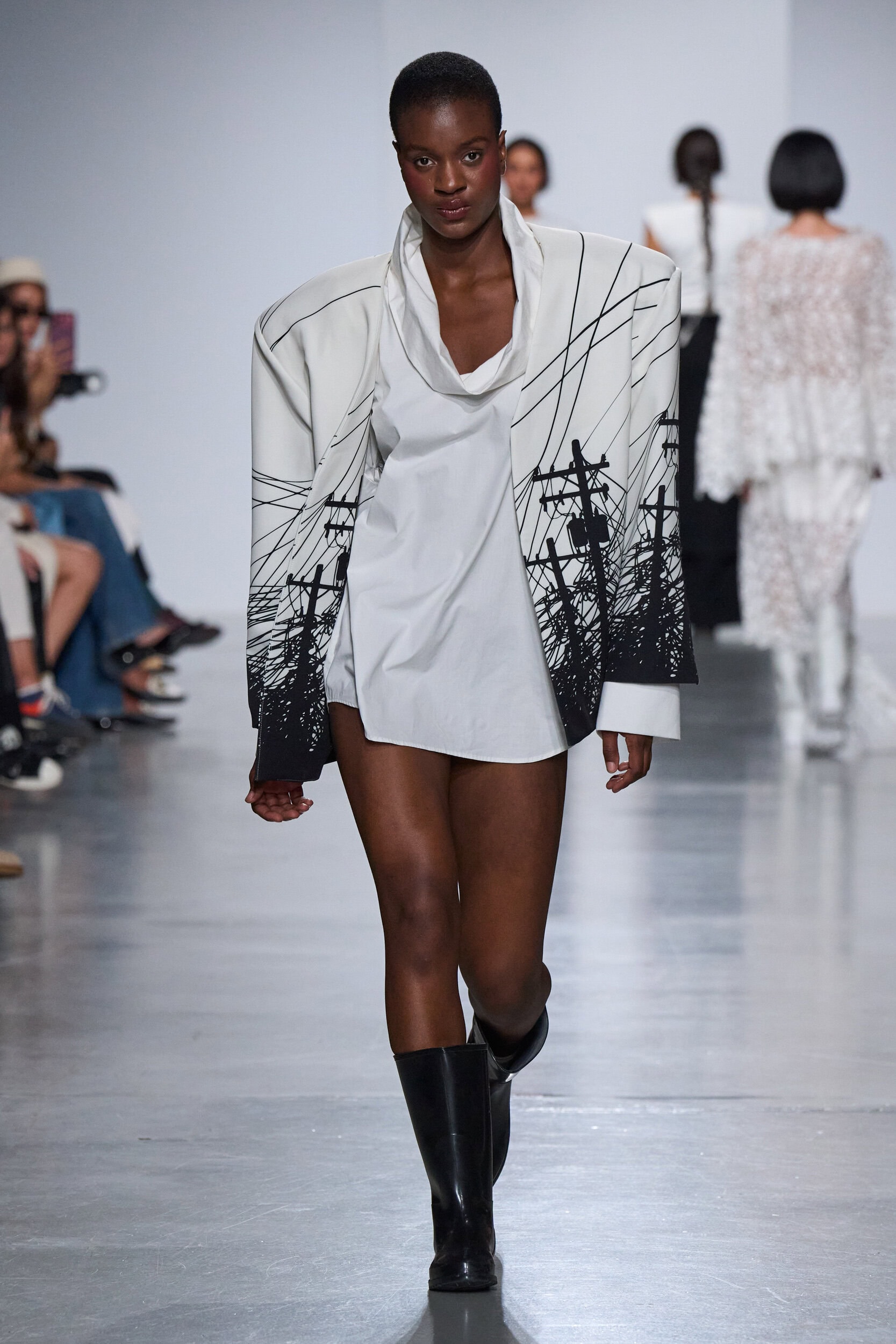 Puente Internacional By The Bogota Chamber Of Commerce Spring 2027 Fashion Show