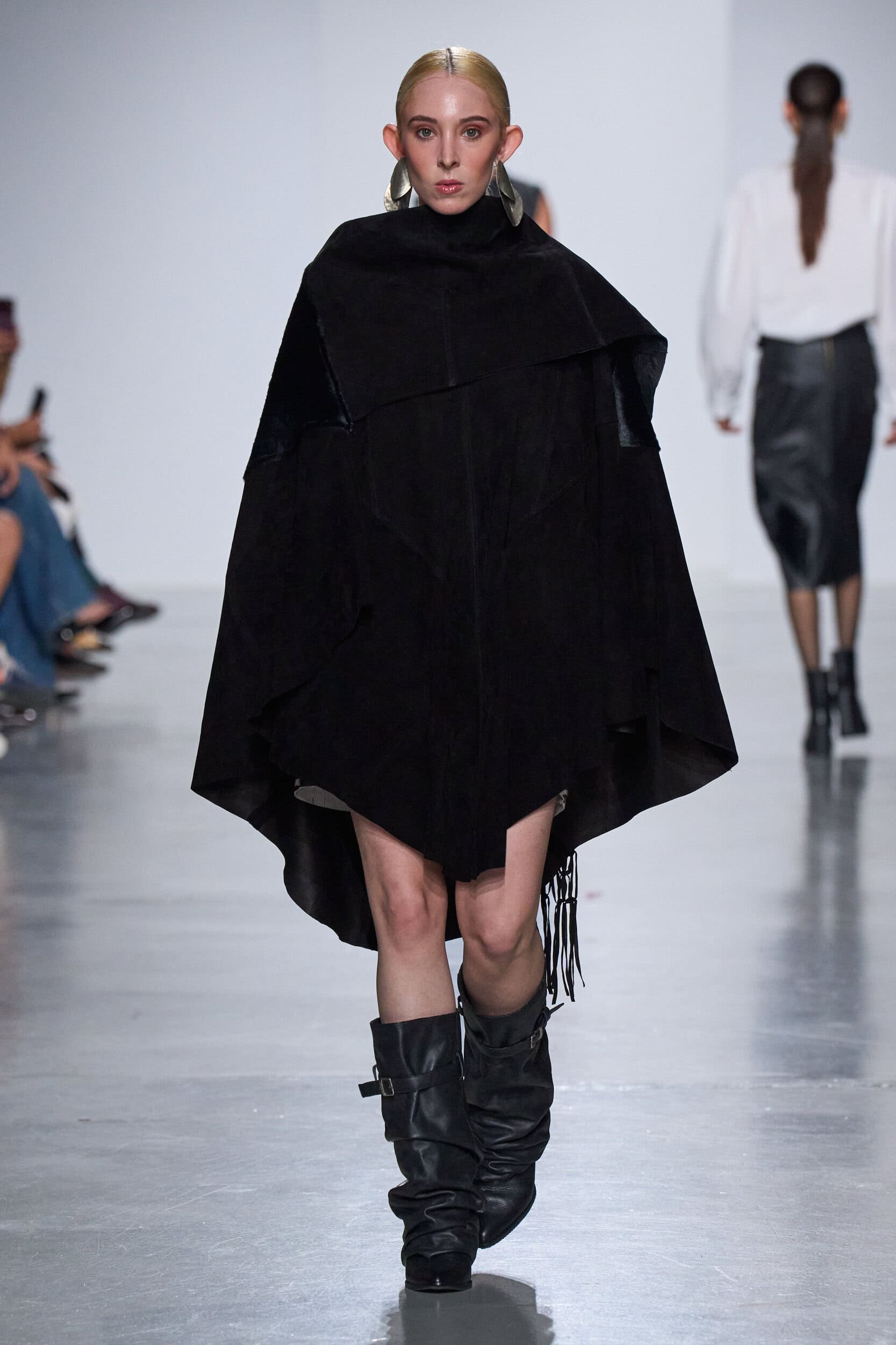 Puente Internacional By The Bogota Chamber Of Commerce Spring 2027 Fashion Show