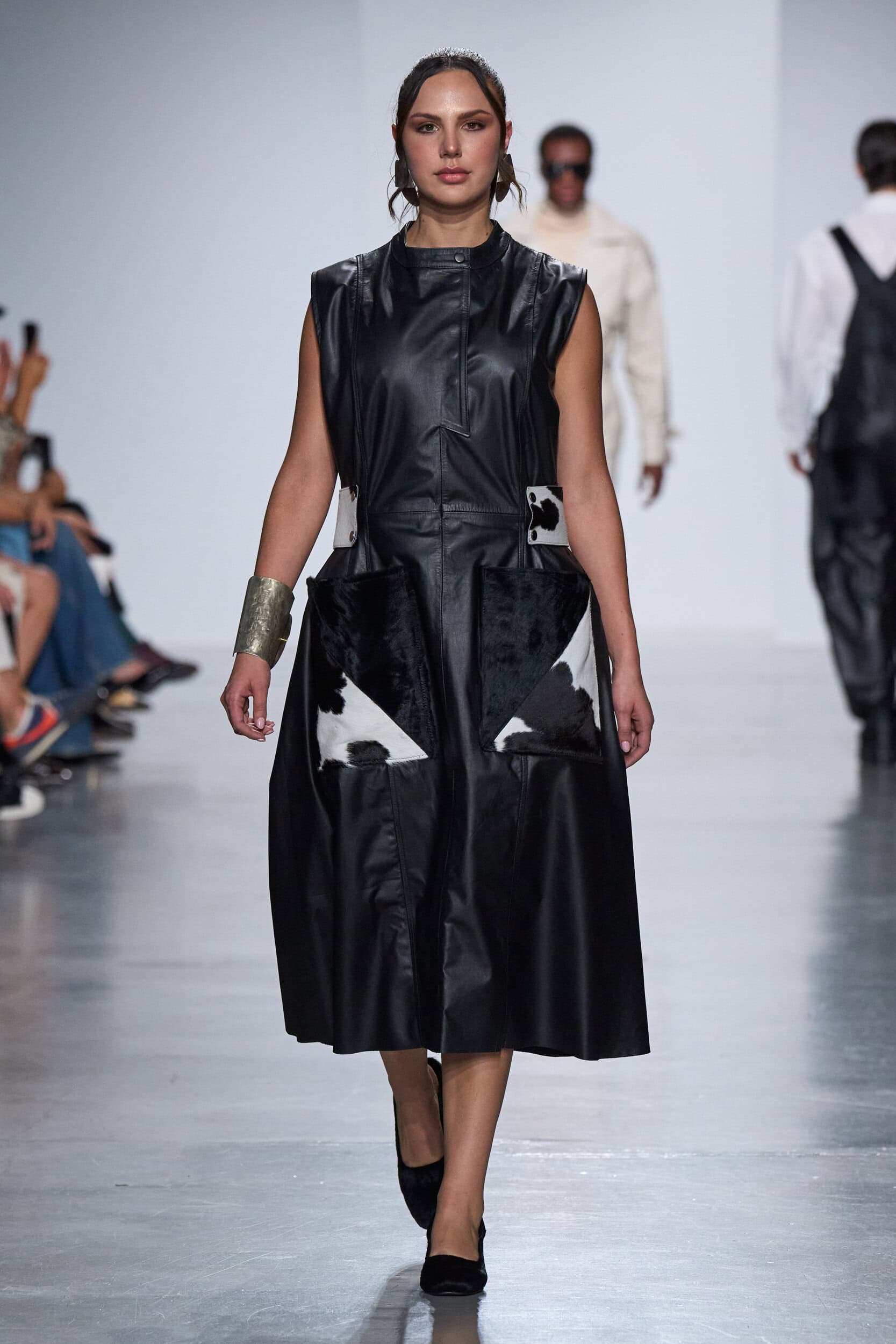 Puente Internacional By The Bogota Chamber Of Commerce Spring 2027 Fashion Show