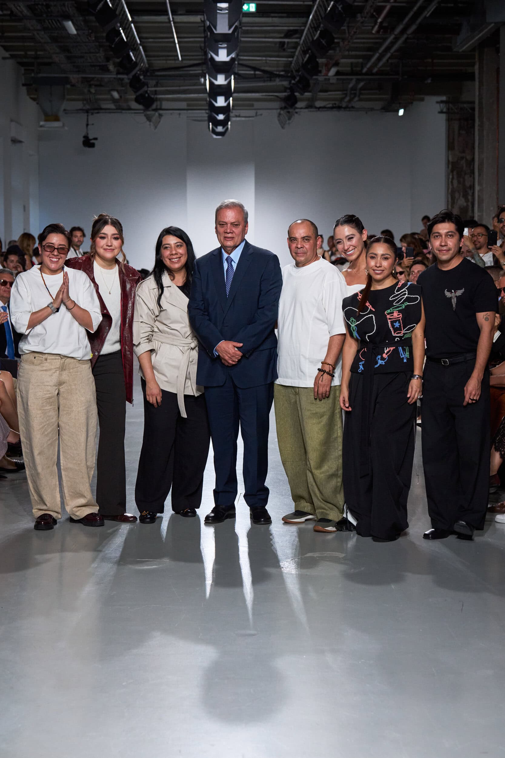 Puente Internacional By The Bogota Chamber Of Commerce Spring 2027 Fashion Show