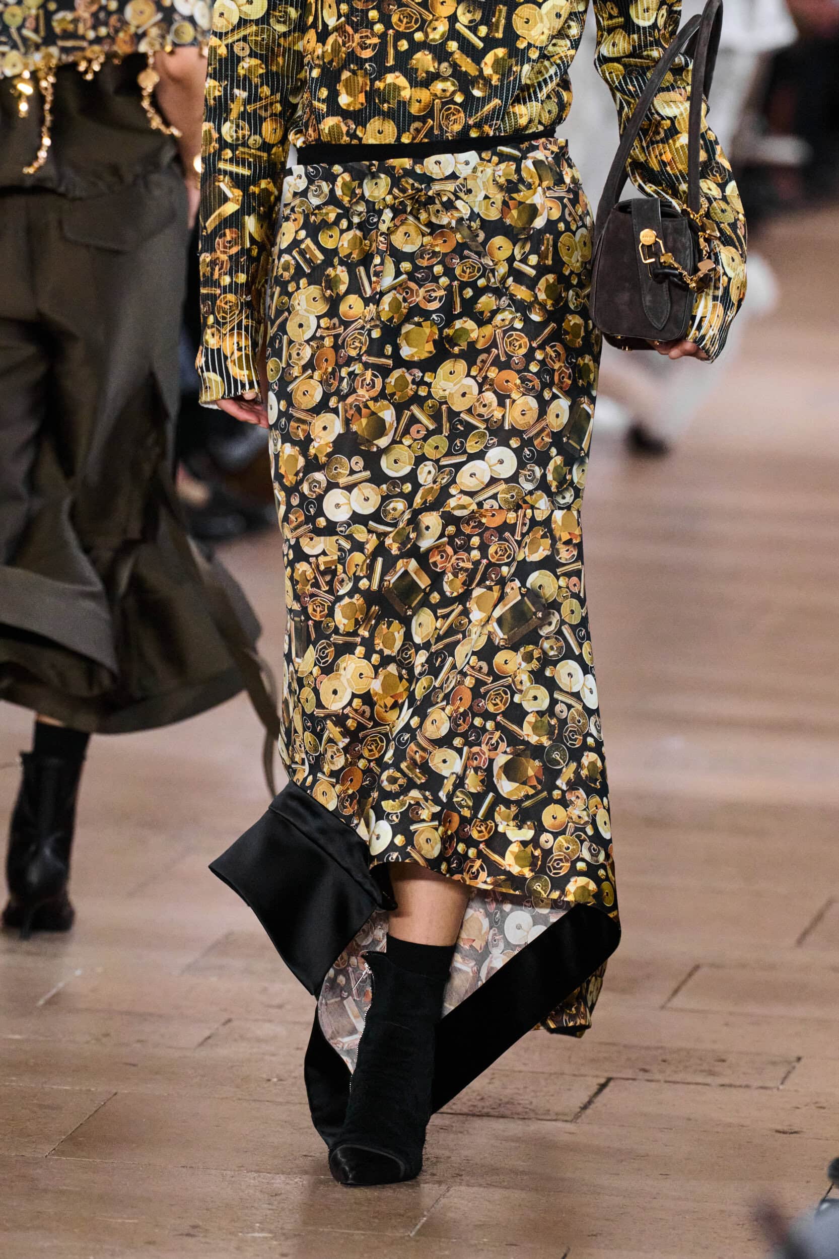 Sacai Spring 2027 Fashion Show Details