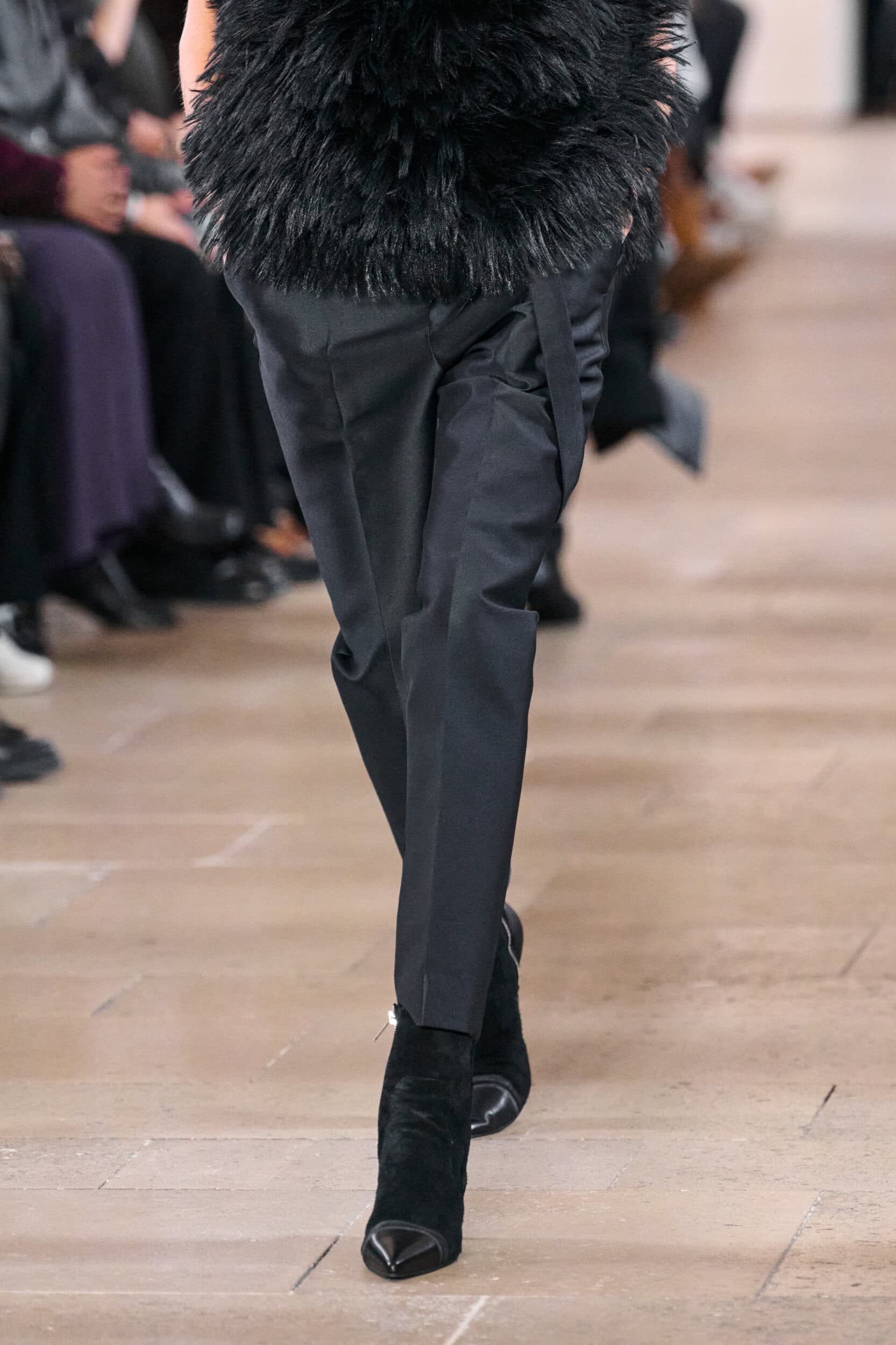Sacai Spring 2027 Fashion Show Details