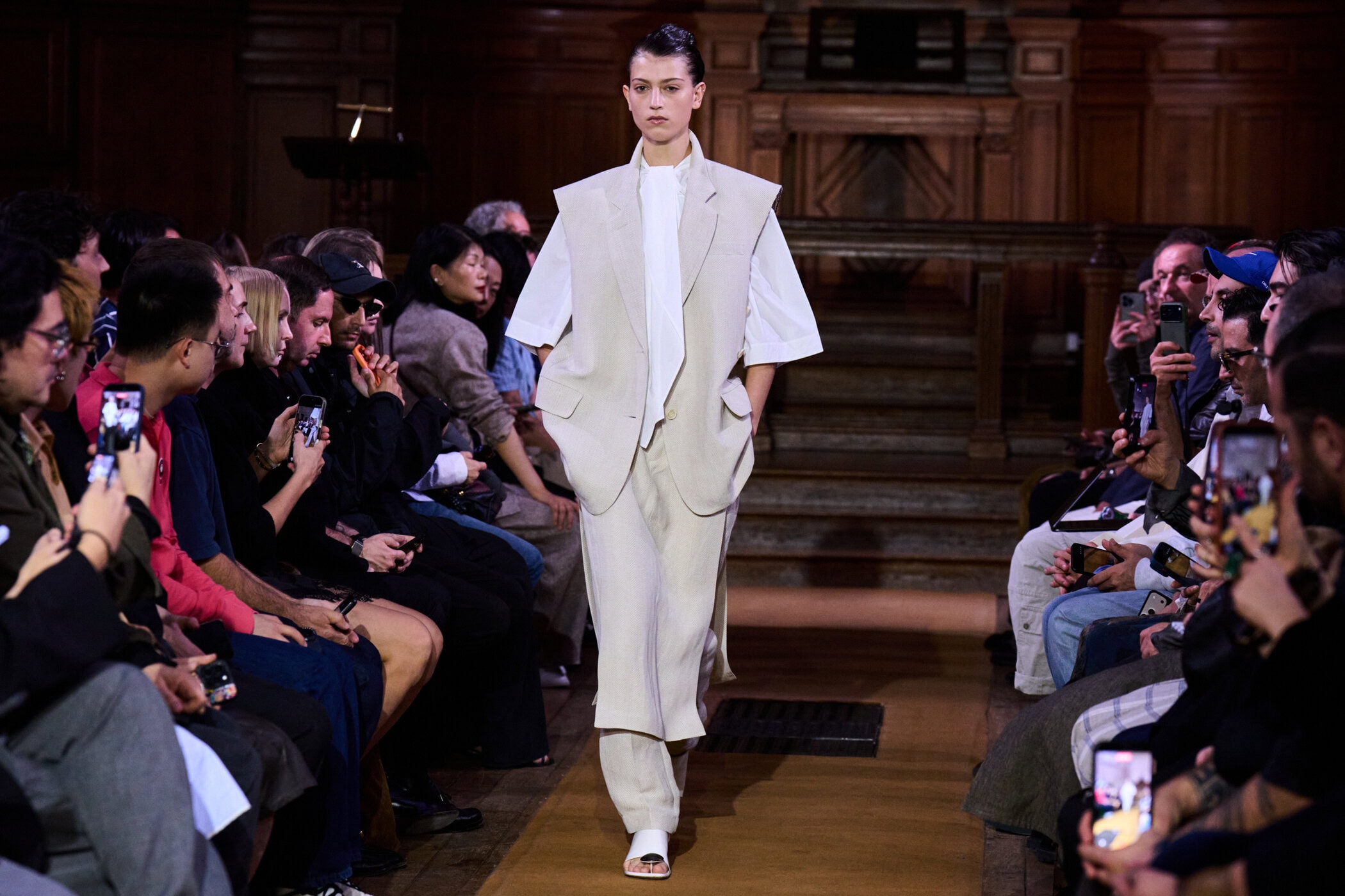 Uma Wang Spring 2027 Fashion Show Atmosphere
