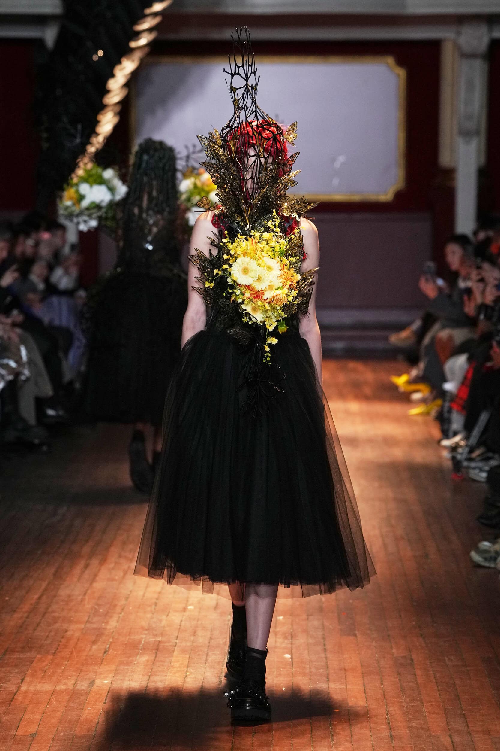Noir Kei Ninomiya Spring 2027 Fashion Show