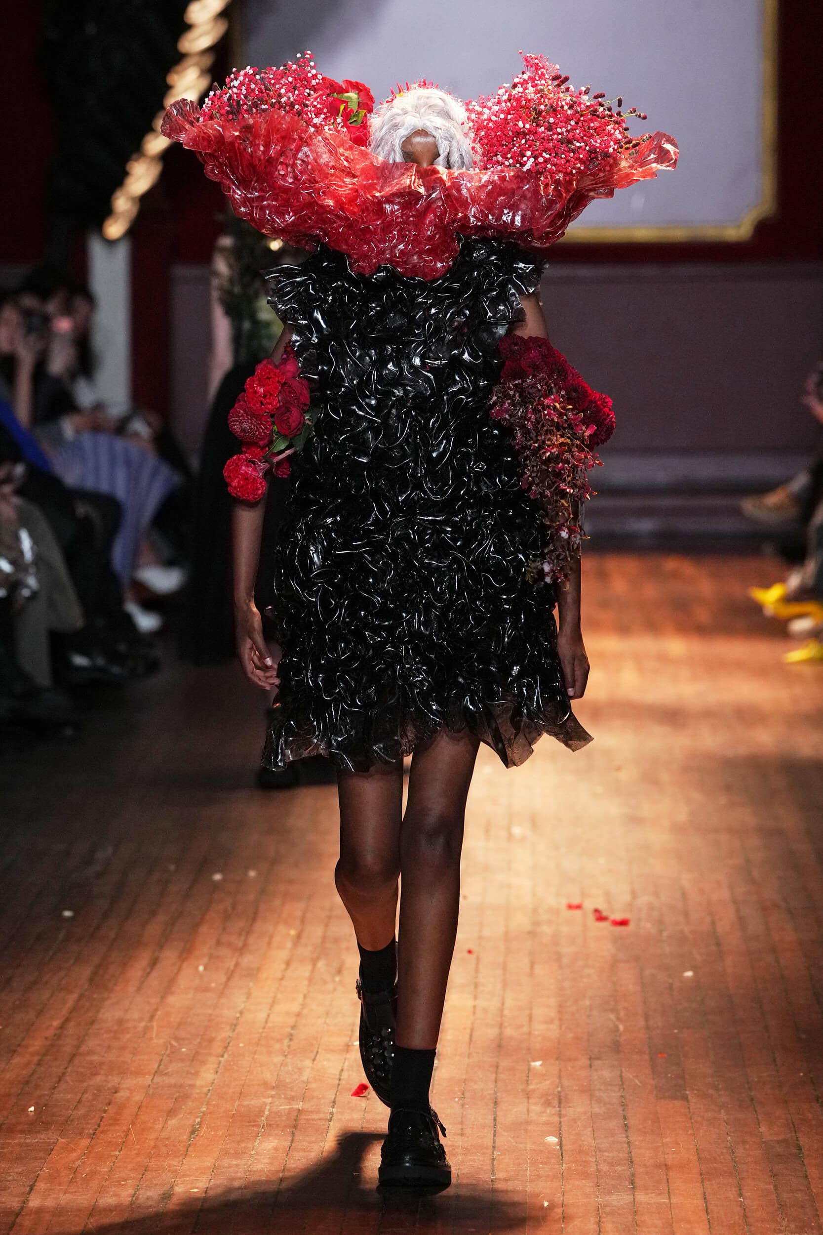 Noir Kei Ninomiya Spring 2027 Fashion Show