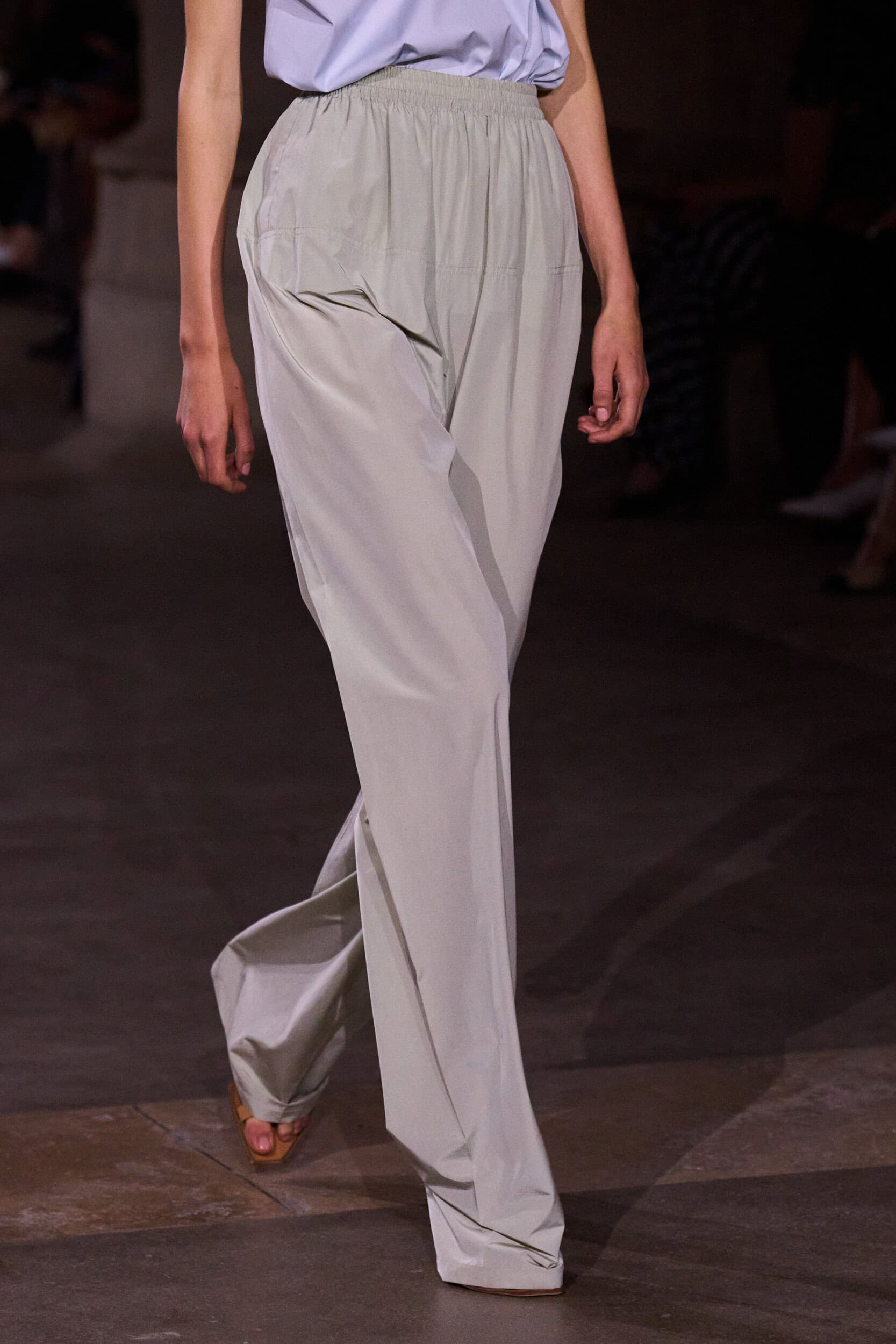 Victoria Beckham Spring 2027 Fashion Show Details