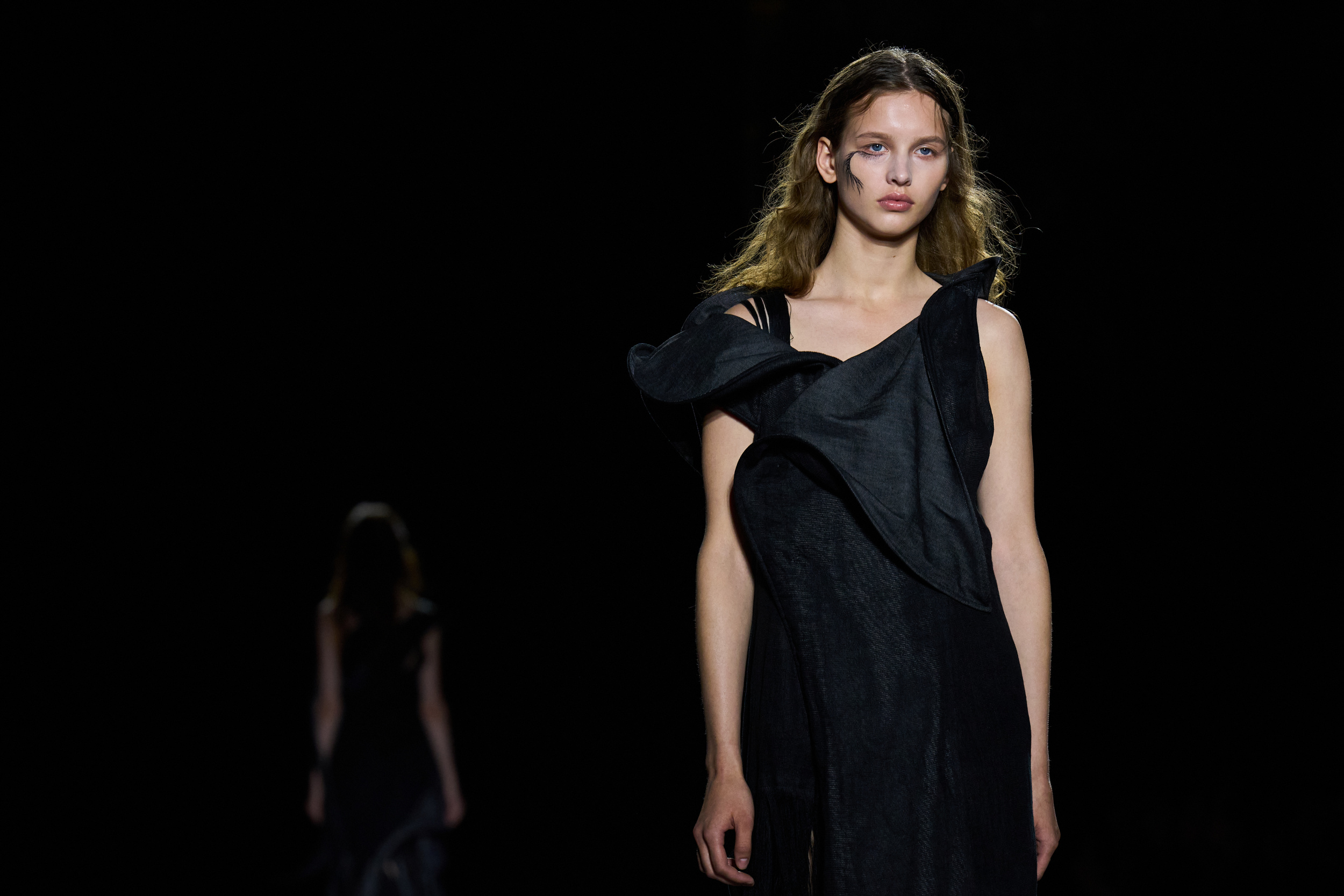 Yohji Yamamoto Spring 2027 Fashion Show Atmosphere