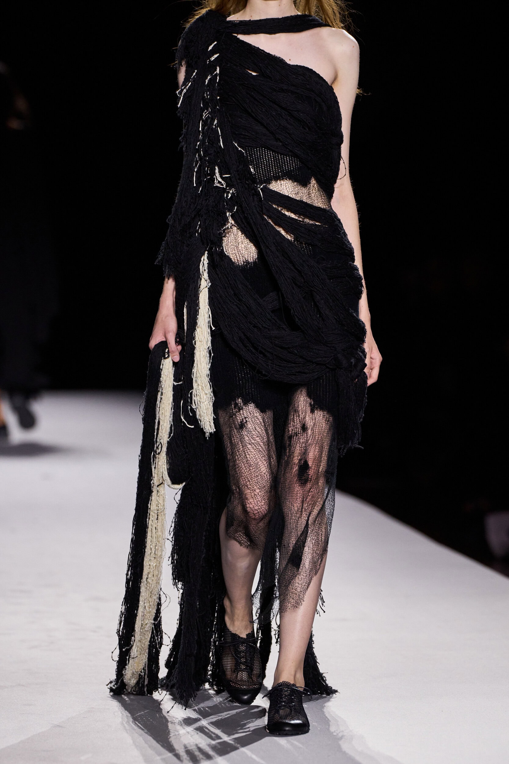 Yohji Yamamoto Spring 2027 Fashion Show Details