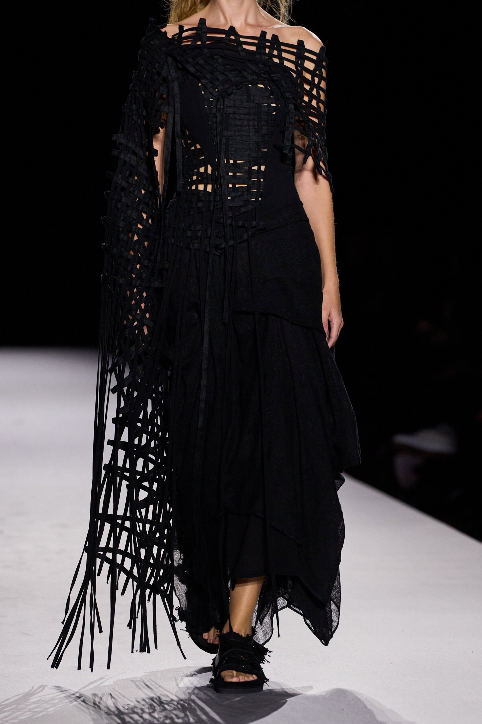 Yohji Yamamoto Spring 2027 Fashion Show Details