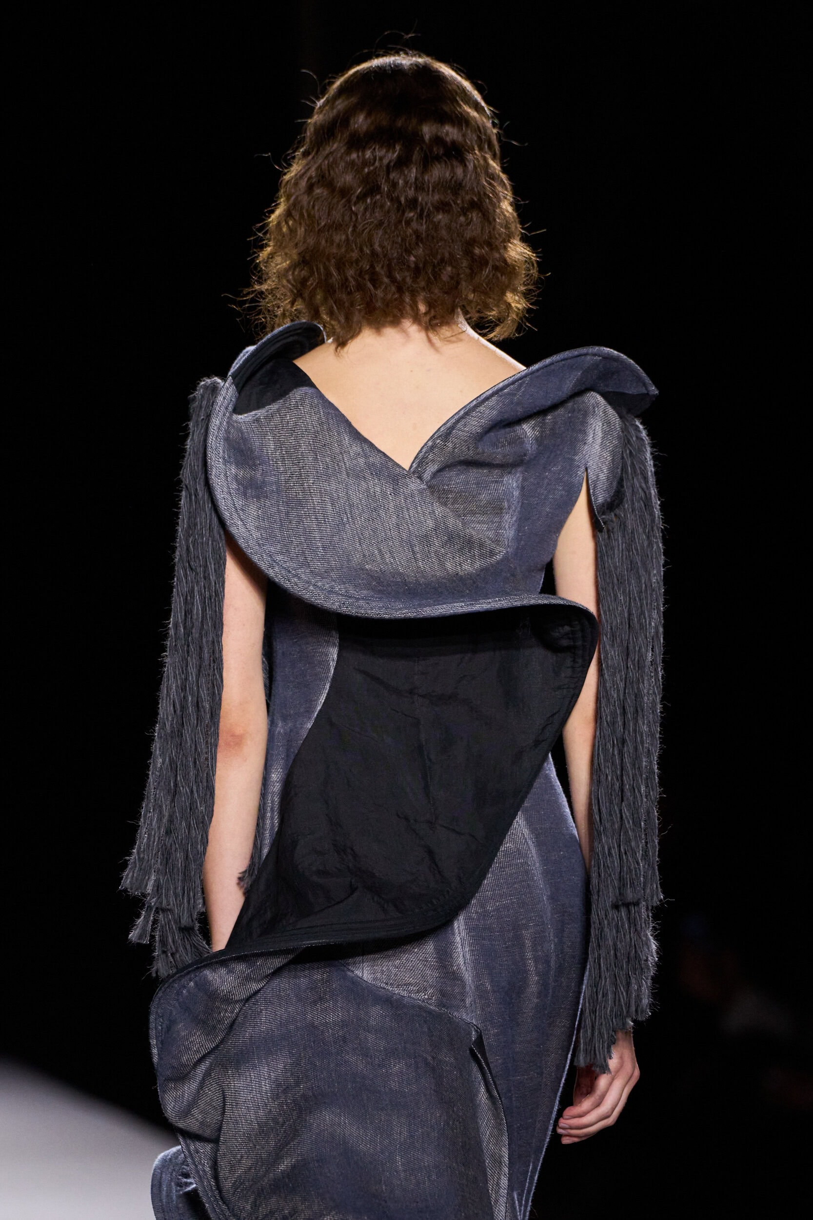Yohji Yamamoto Spring 2027 Fashion Show Details
