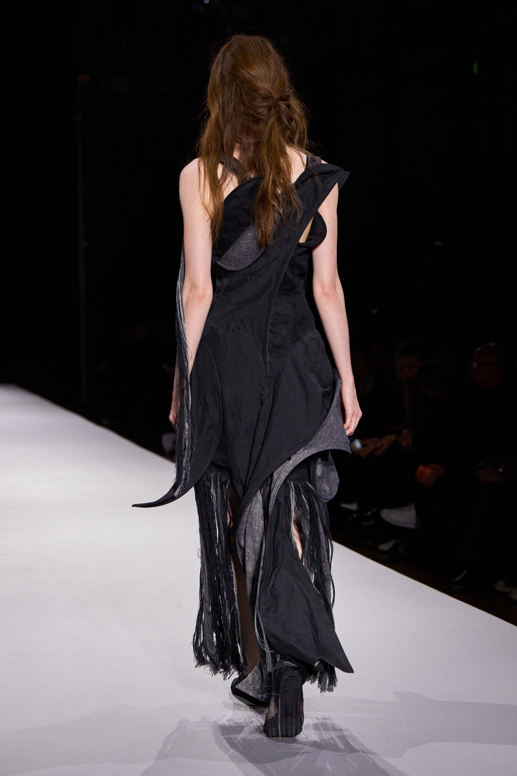Yohji Yamamoto Spring 2027 Fashion Show Details