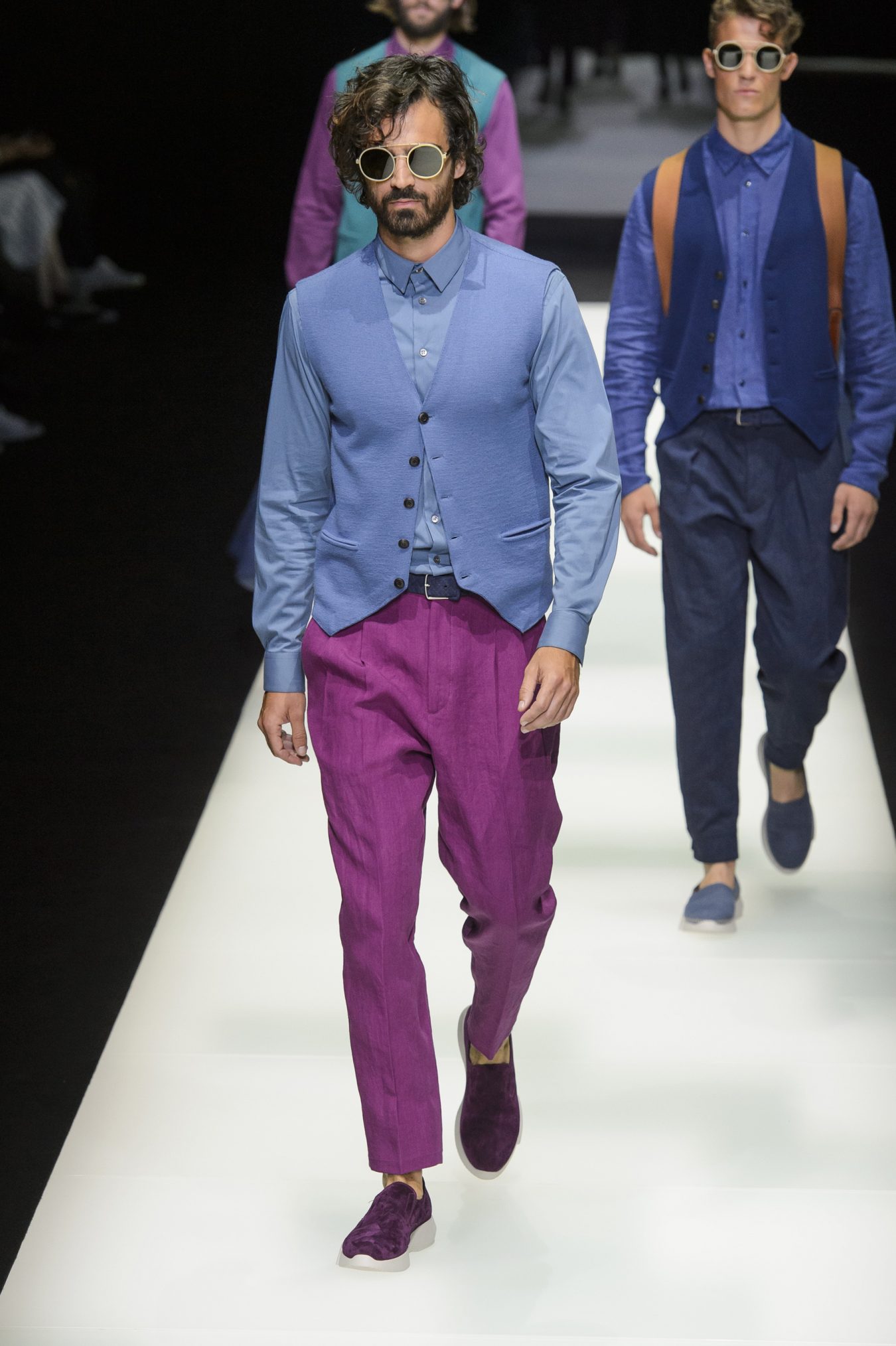 Giorgio Armani Spring 2018 Men's Fashion Show